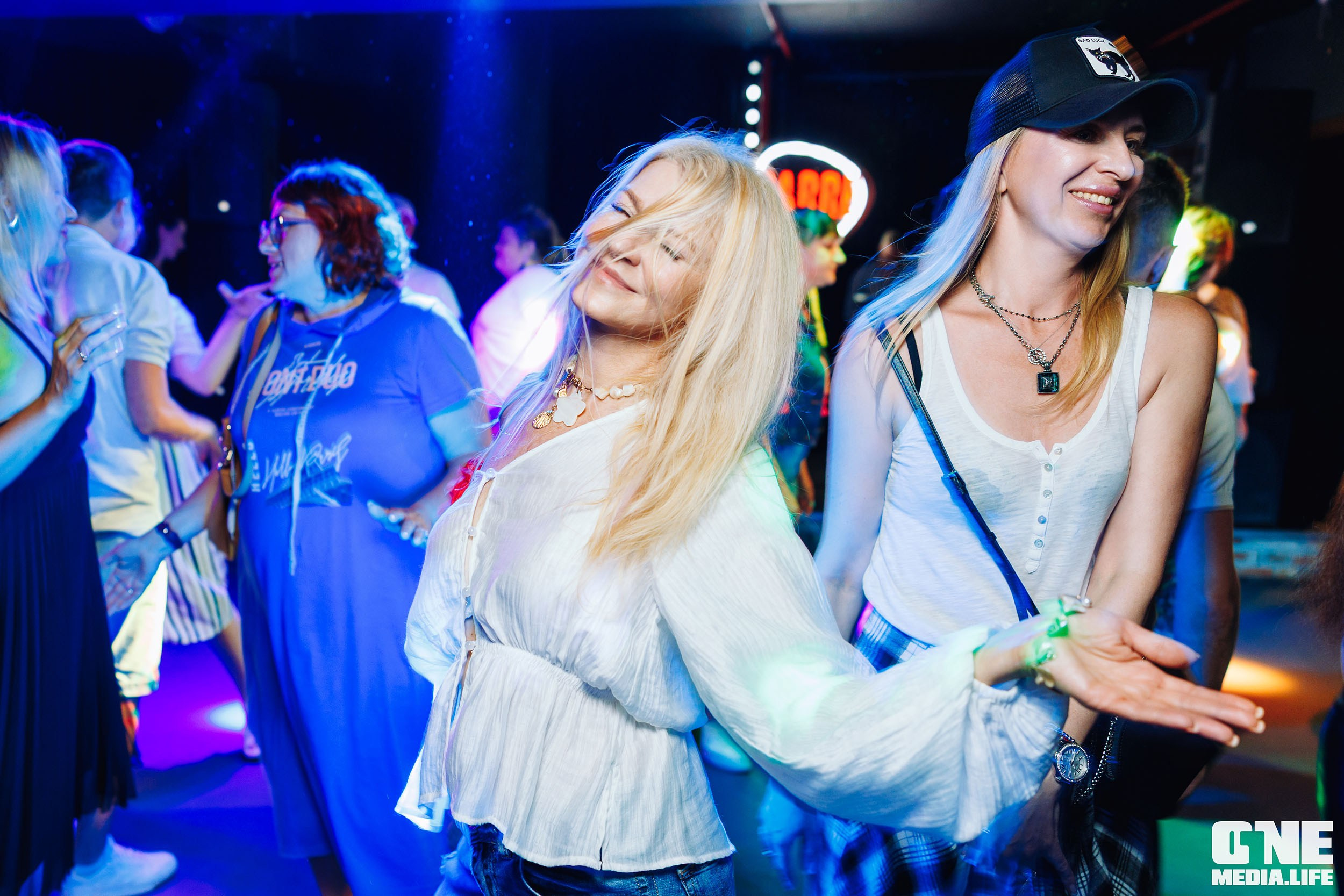 Фоторепортаж из бара Баррэ. One Media Life: фоторепортажи, фотоотчеты с мероприятий и заведений