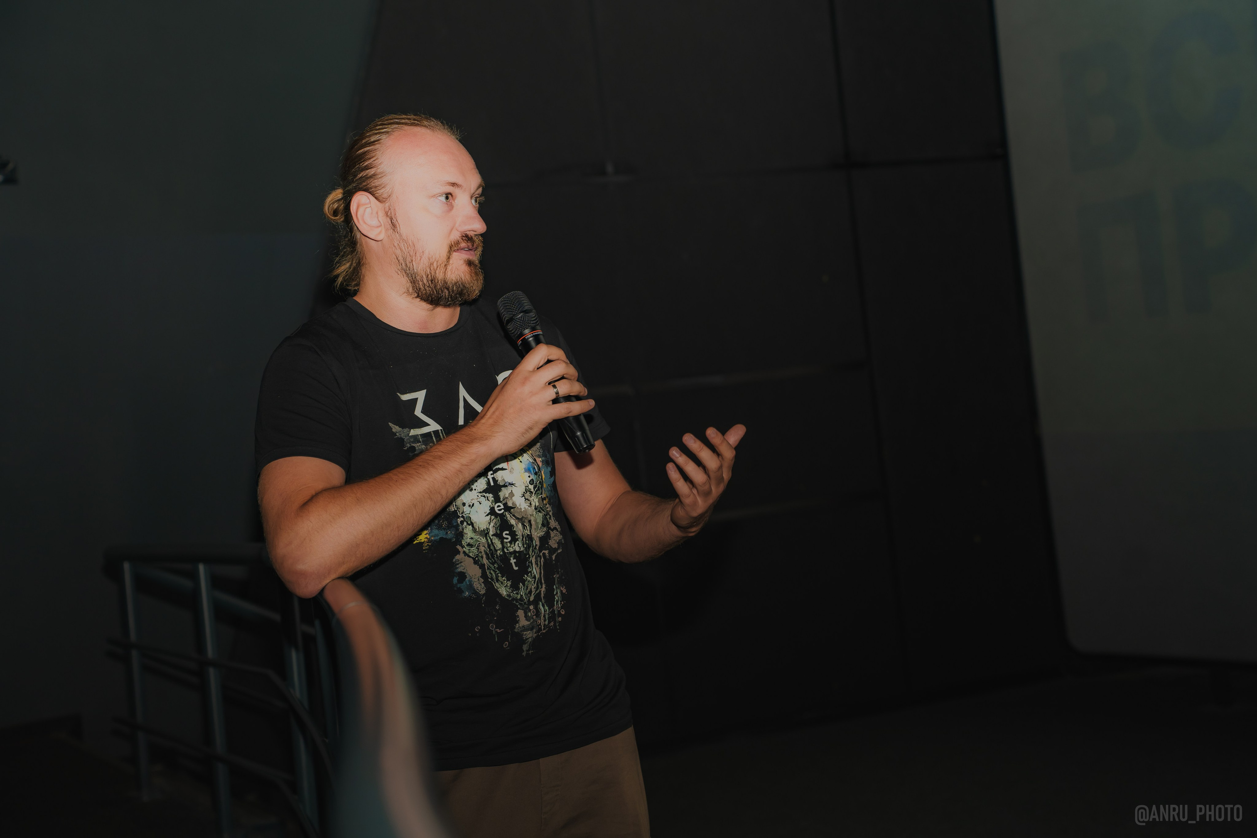 Предпоказ «Выход 8». Репортажный фотограф Анастасия Рубцова