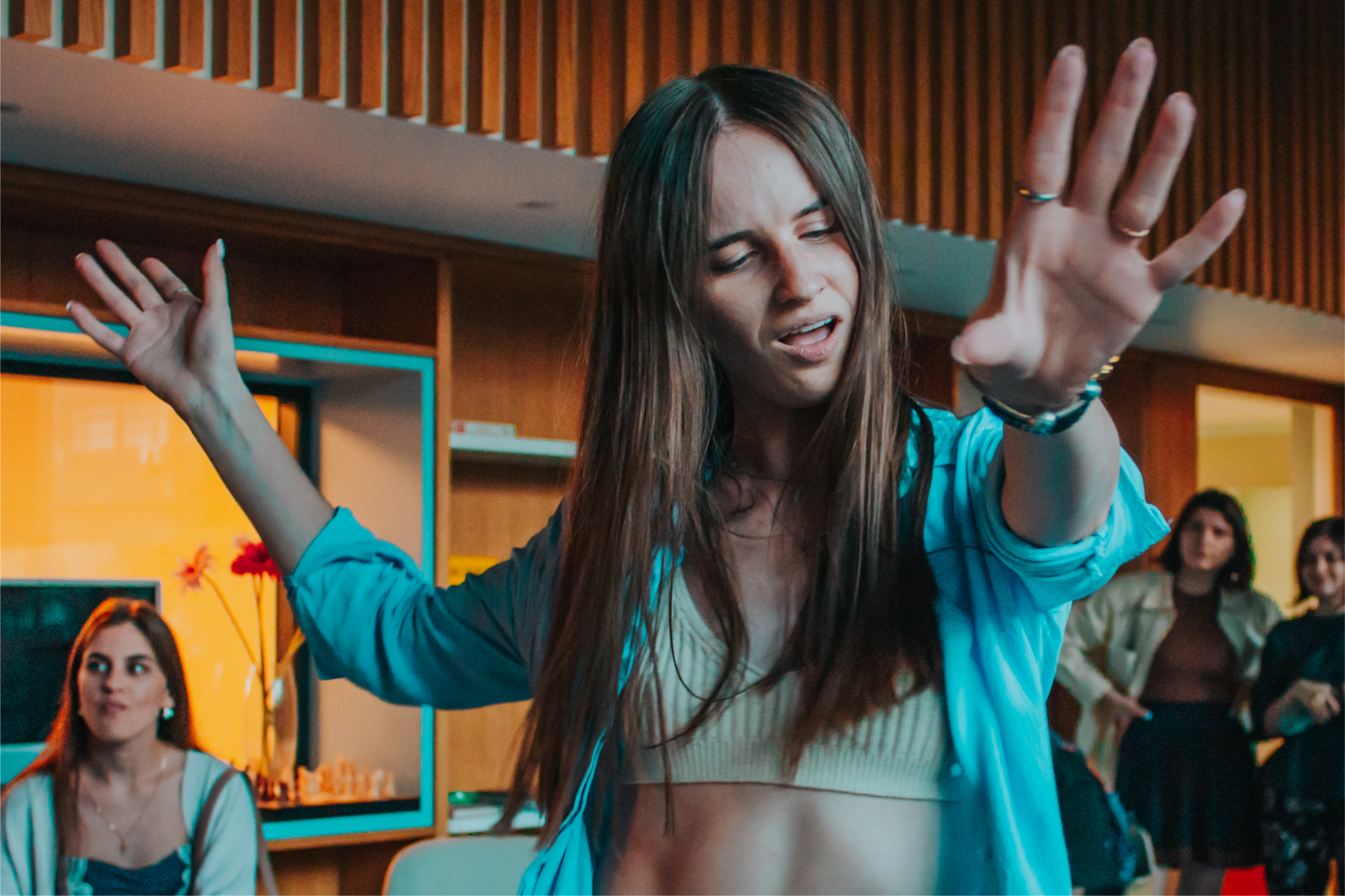 Студия MAX, дизайн-встреча. Репортажный фотограф Анастасия Рубцова