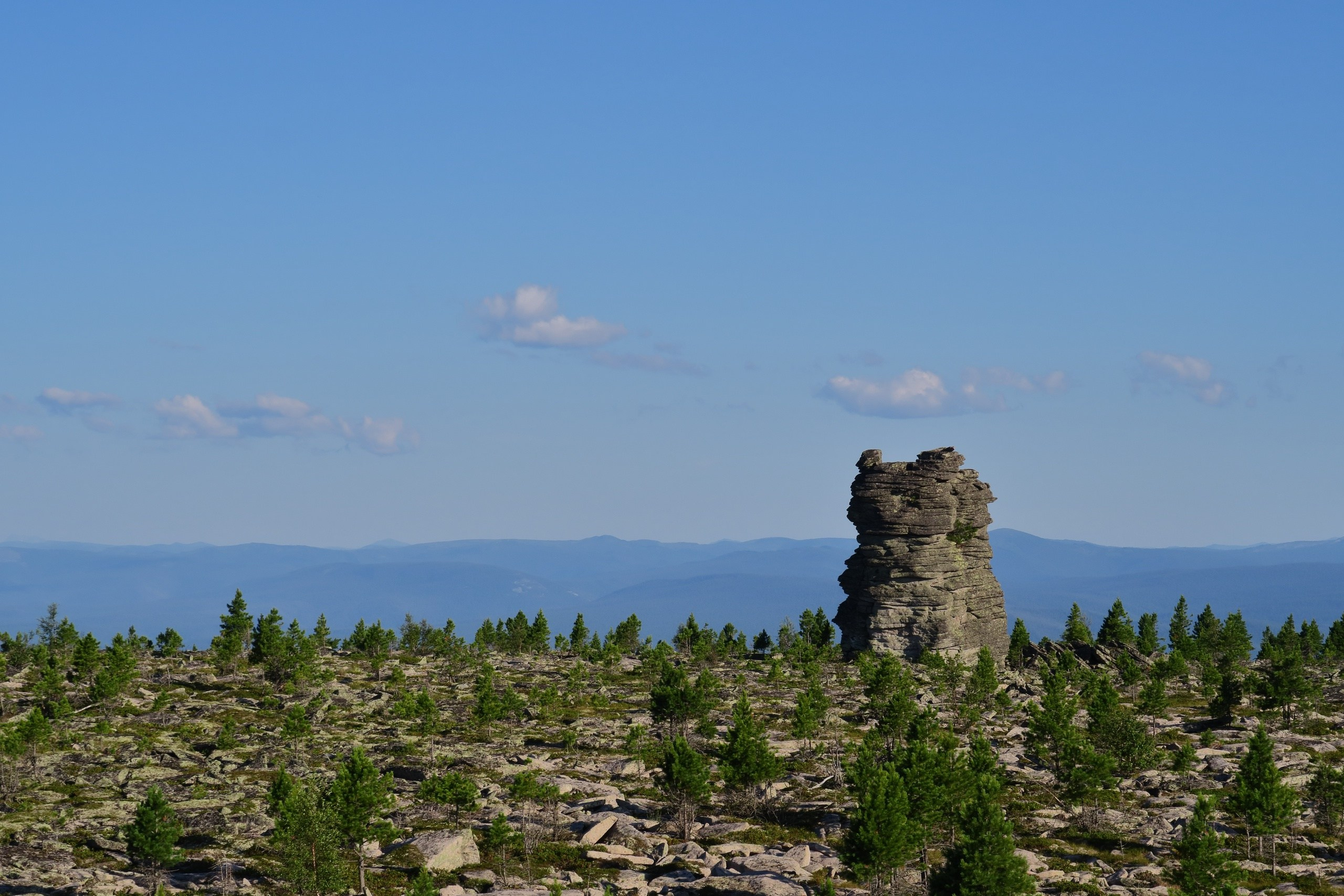 Кутурчинское белогорье, Манские столбы, гора Баян, гора Алат, река Мана. Фото на документы в Красноярске