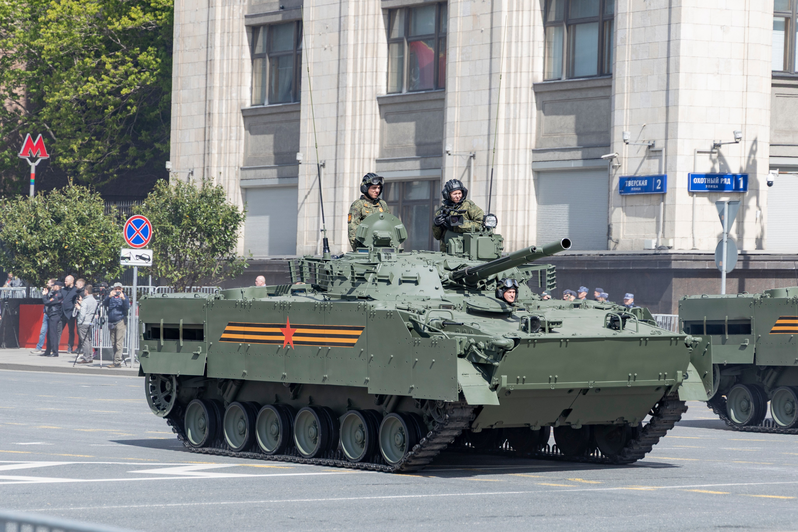 Репетиция парада победы 7 мая 2025 боевая техника. Репортажный, семейный и студийный фотограф в Москве Демин Алексей