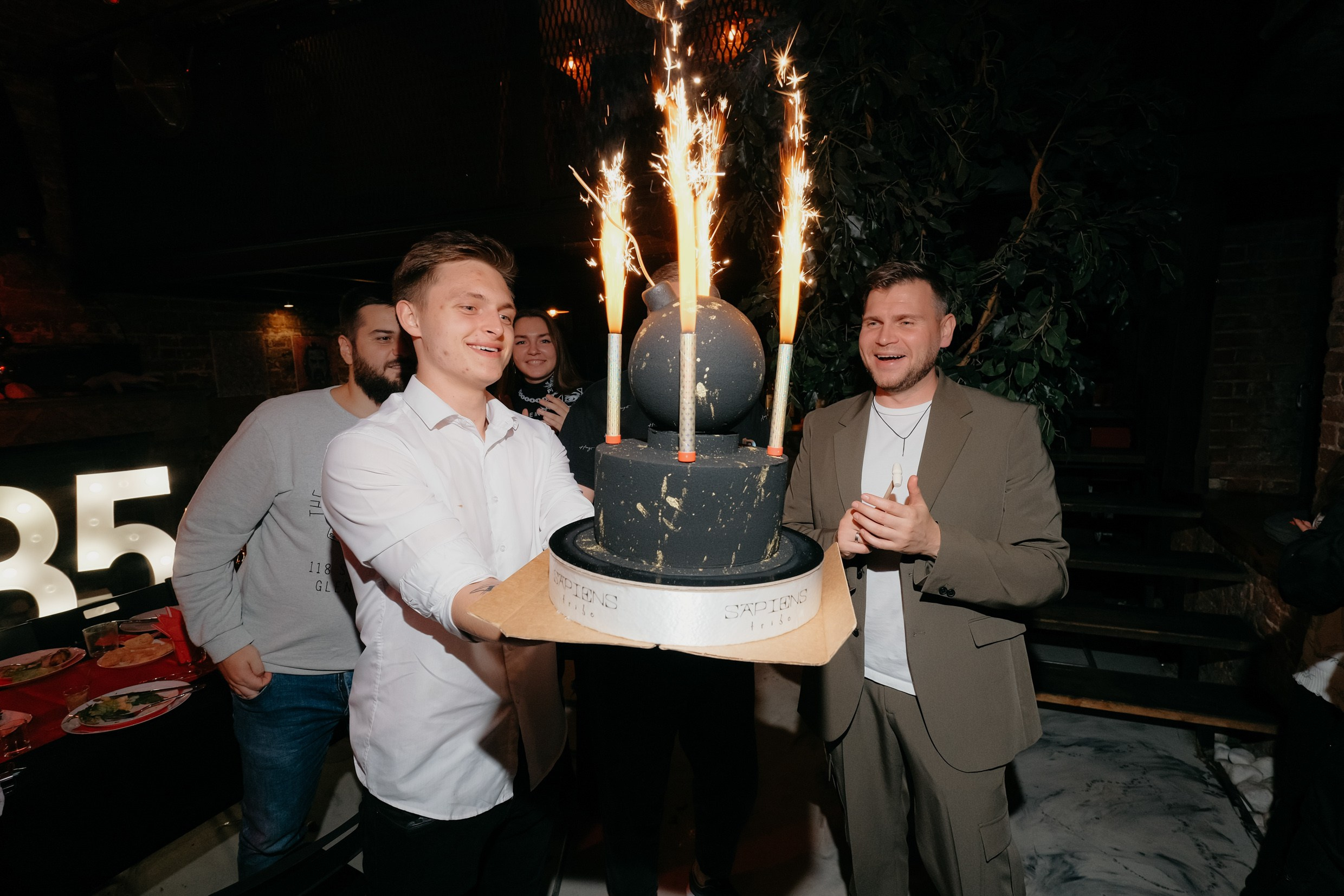 RED. Фотограф в Москве Дмитрий Рогов