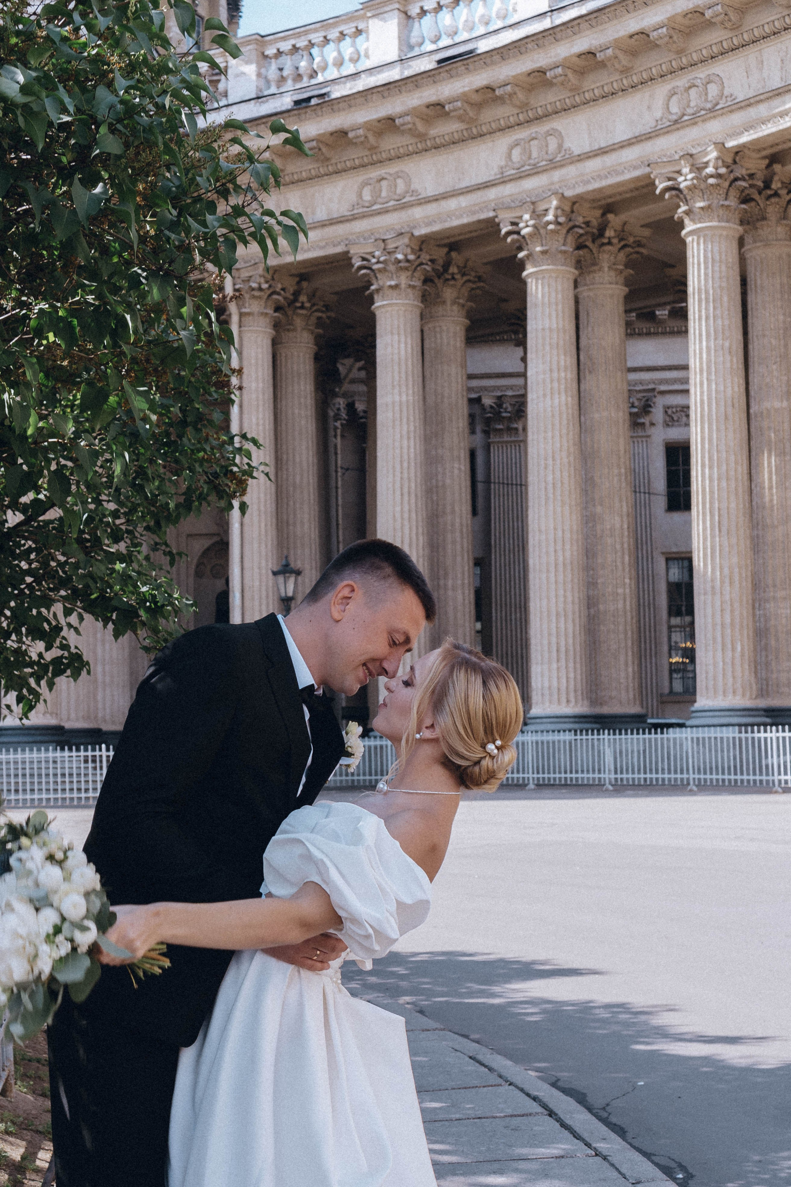 СВАДЕНБНАЯ СЬЕМКА НА КАТЕРЕ ПО КАНАЛАМ САНКТ-ПЕТЕРБУРГА И В АКВАТОРИИ НЕВЫ. Профессиональный фотограф, Санкт-Петербург — Виктория Богомолова