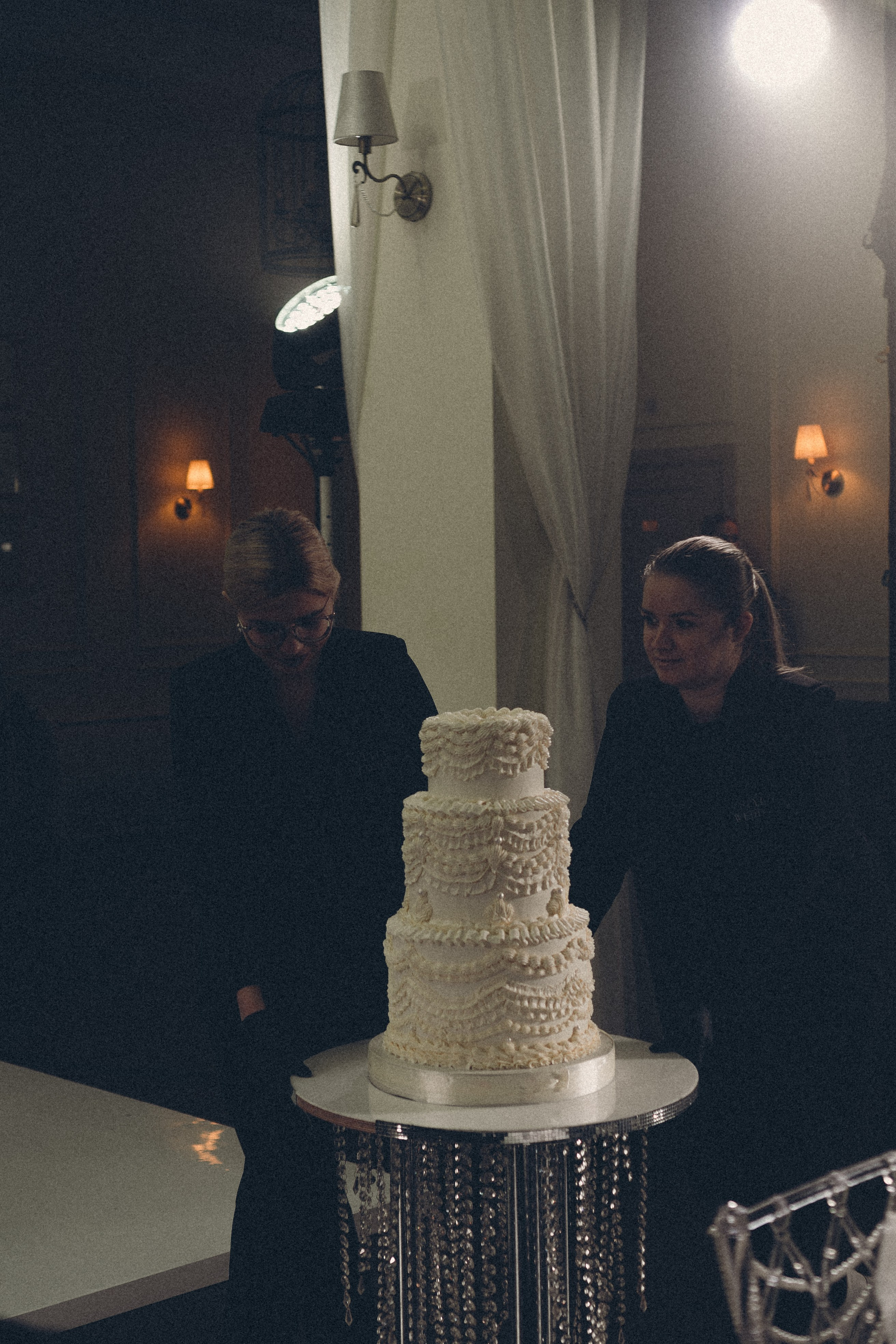 СВАДЕБНАЯ СЬЕМКА В ОТЕЛЕ В СИБИРИ. Профессиональный фотограф, Санкт-Петербург — Виктория Богомолова