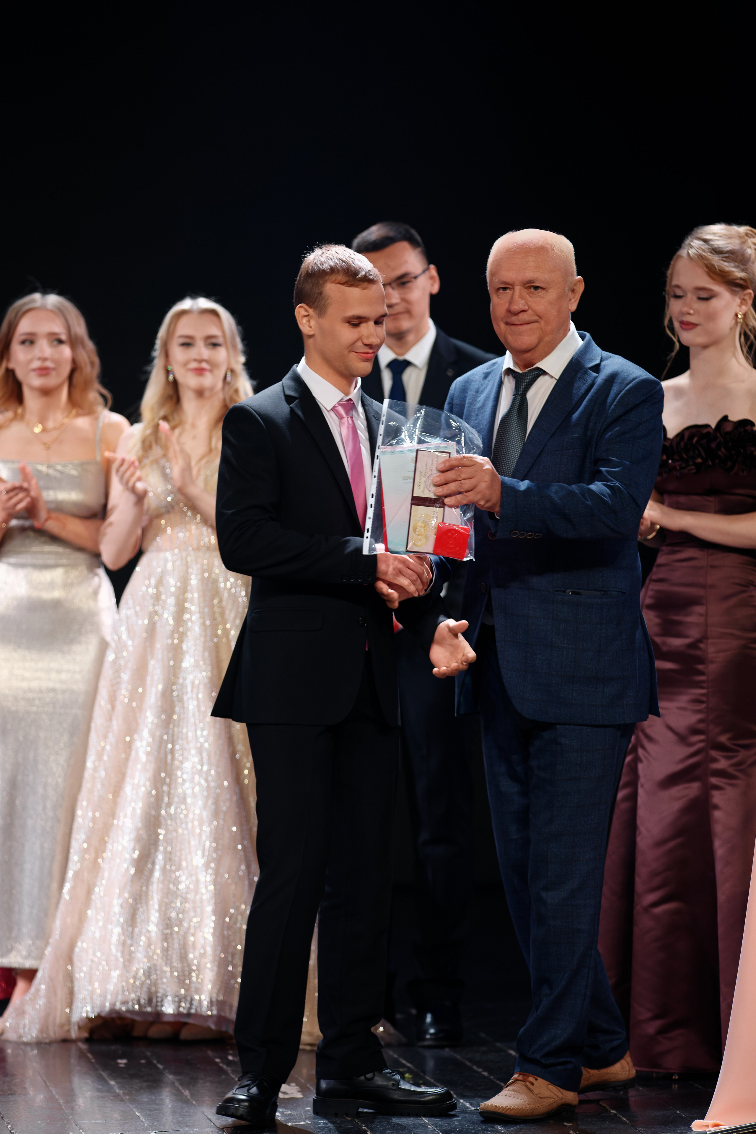 Выпускной школы 56 11Б. Семейный фотограф — Макс Белогрудов