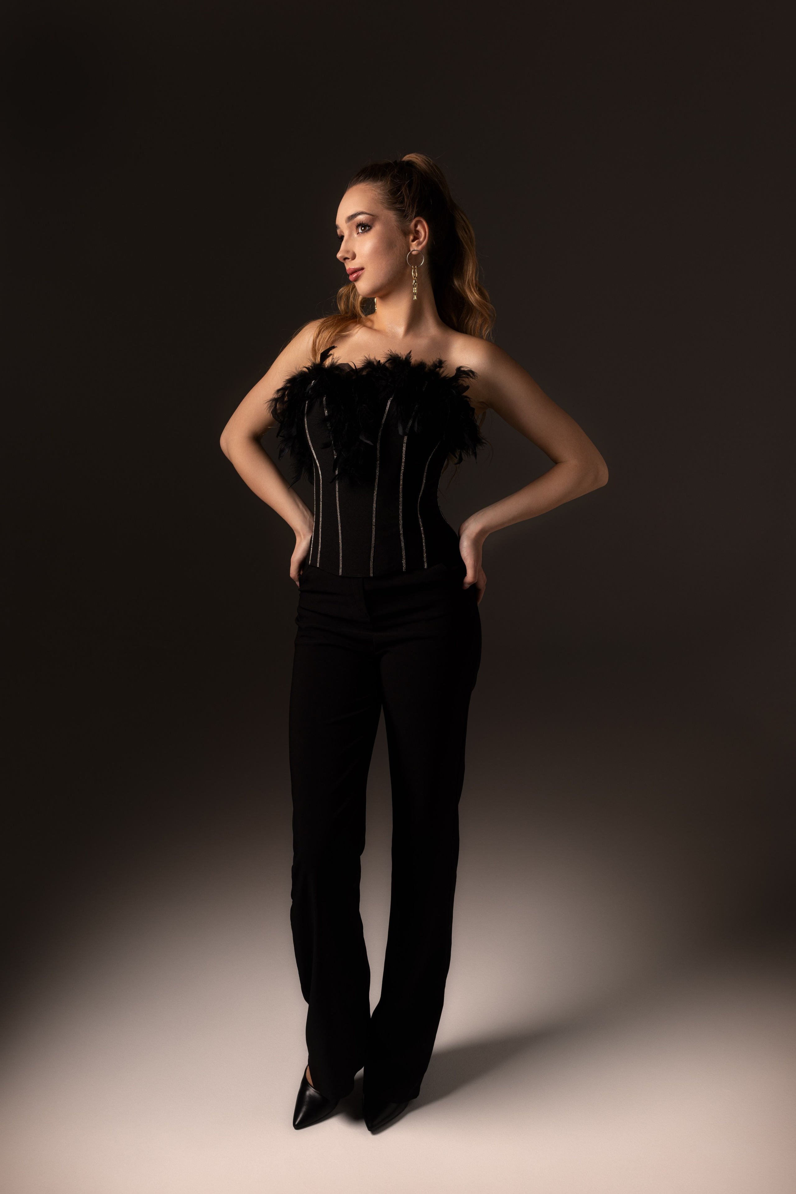 Студийная съемка с Полиной на циклораме в формате для «себя». Дмитрий Шульгин, портретный фотограф в Воронеже