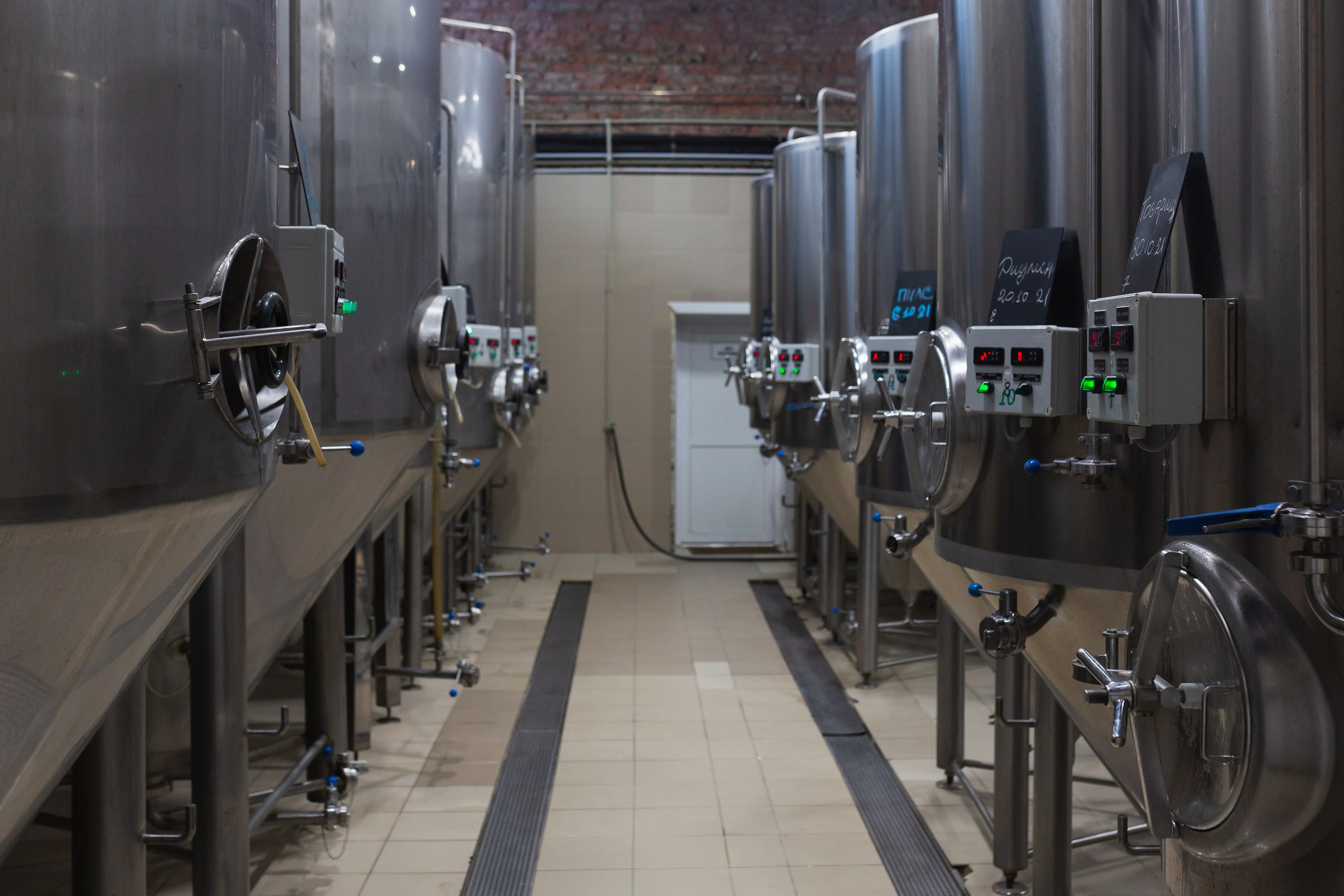 Фотографии с производства. Roman — Репортажный фотограф в Новосибирске