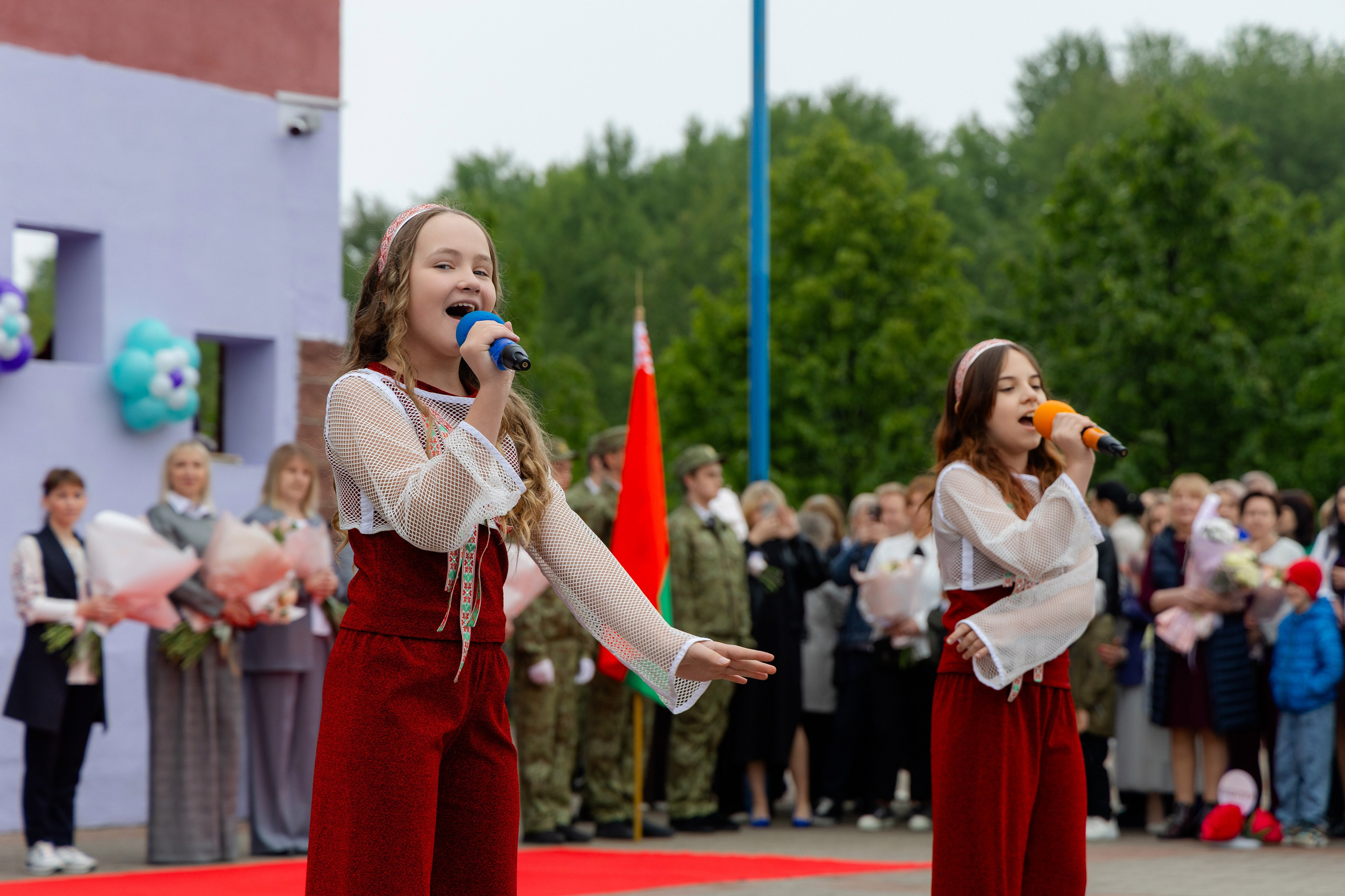 Последний звонок 2025 в Минске. Свадебный фотограф в Минске/Беларуси Сергей Спиридонов