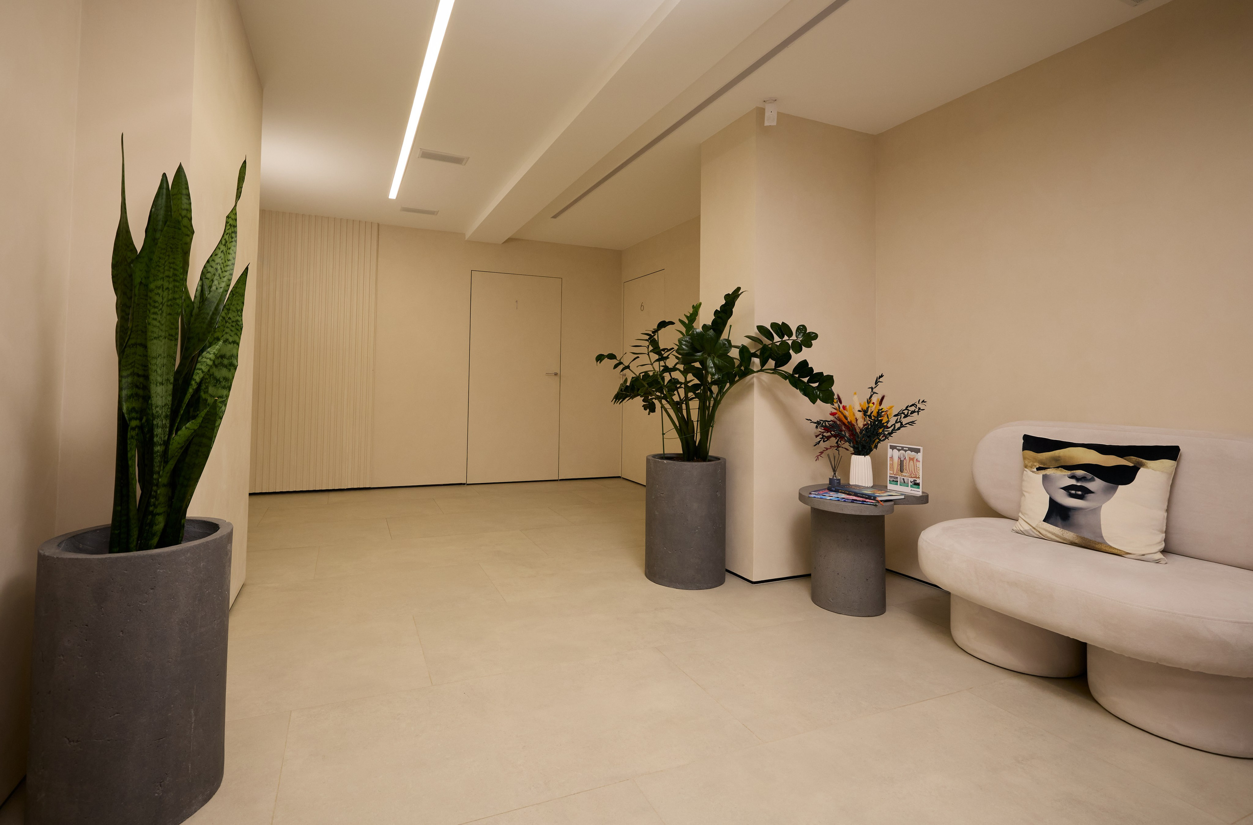 Blago dent. Святослав Лебедев | Рекламный фотограф — Коммерческая съемка, Арт-дирекшн, AI-интеграция