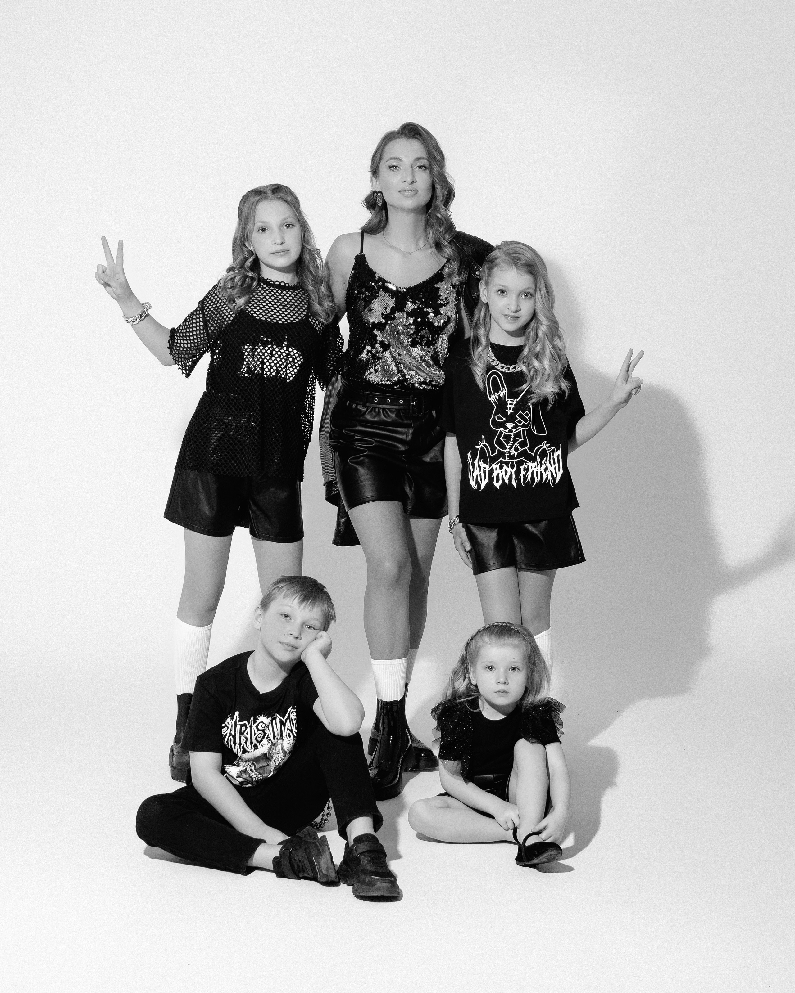 Алёна с семьёй. Фотограф беременности в Екатеринбурге Илона Филатьева