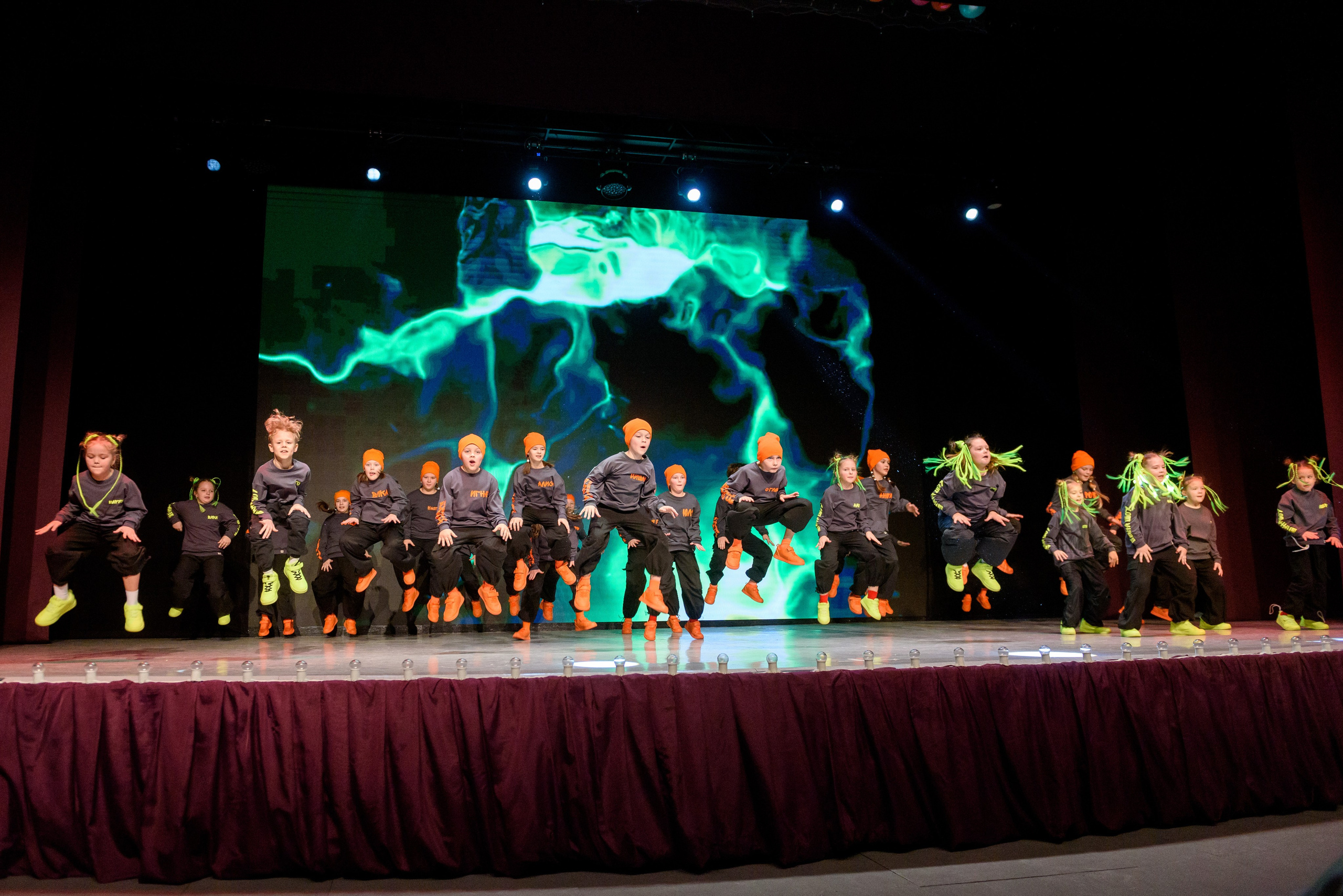 Отчётный концерт «Зажигай». Главная