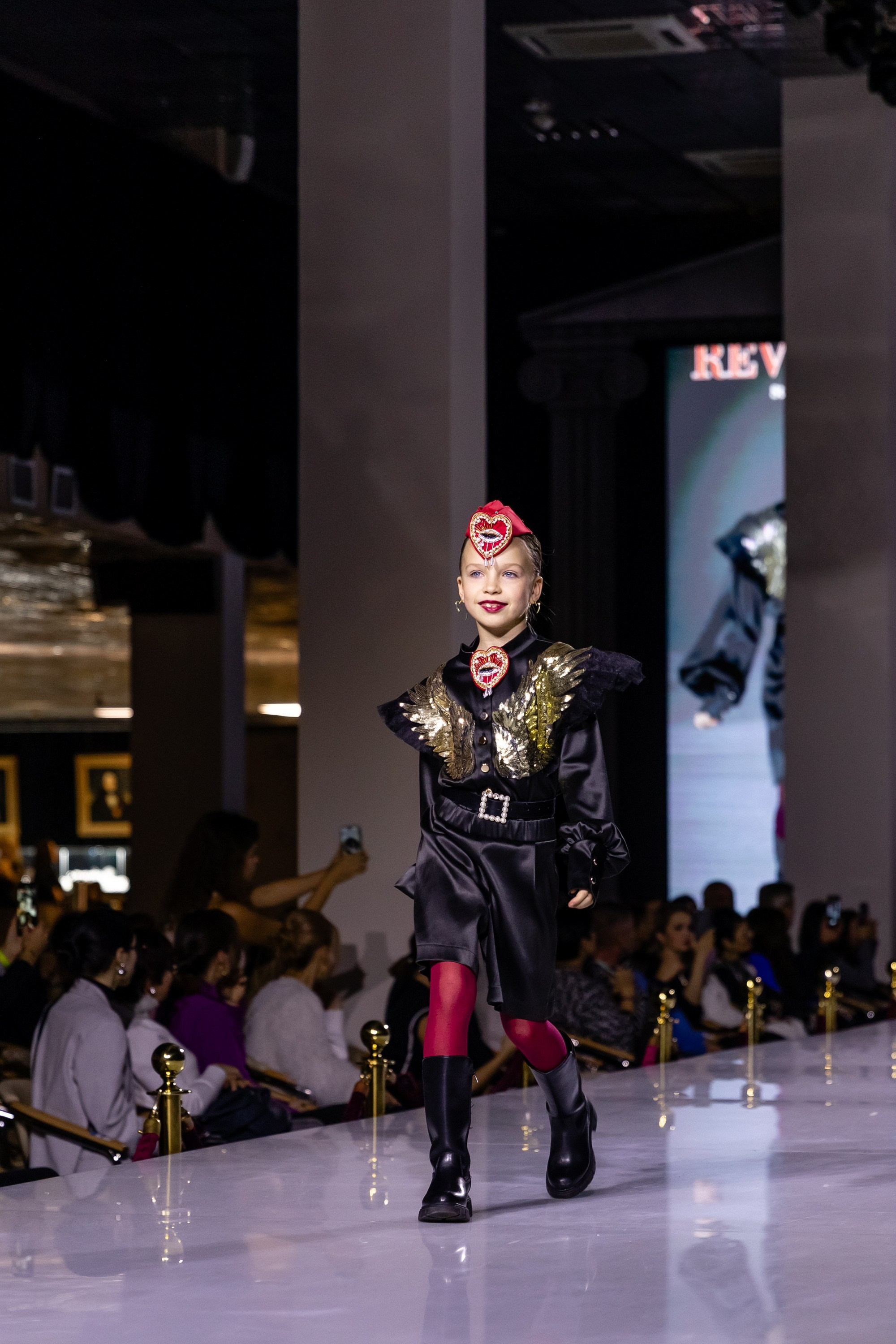 ESTET FASHION WEEK (KIDs REVOLUTION). Татьяна Чернышова свадебный фотограф Москва