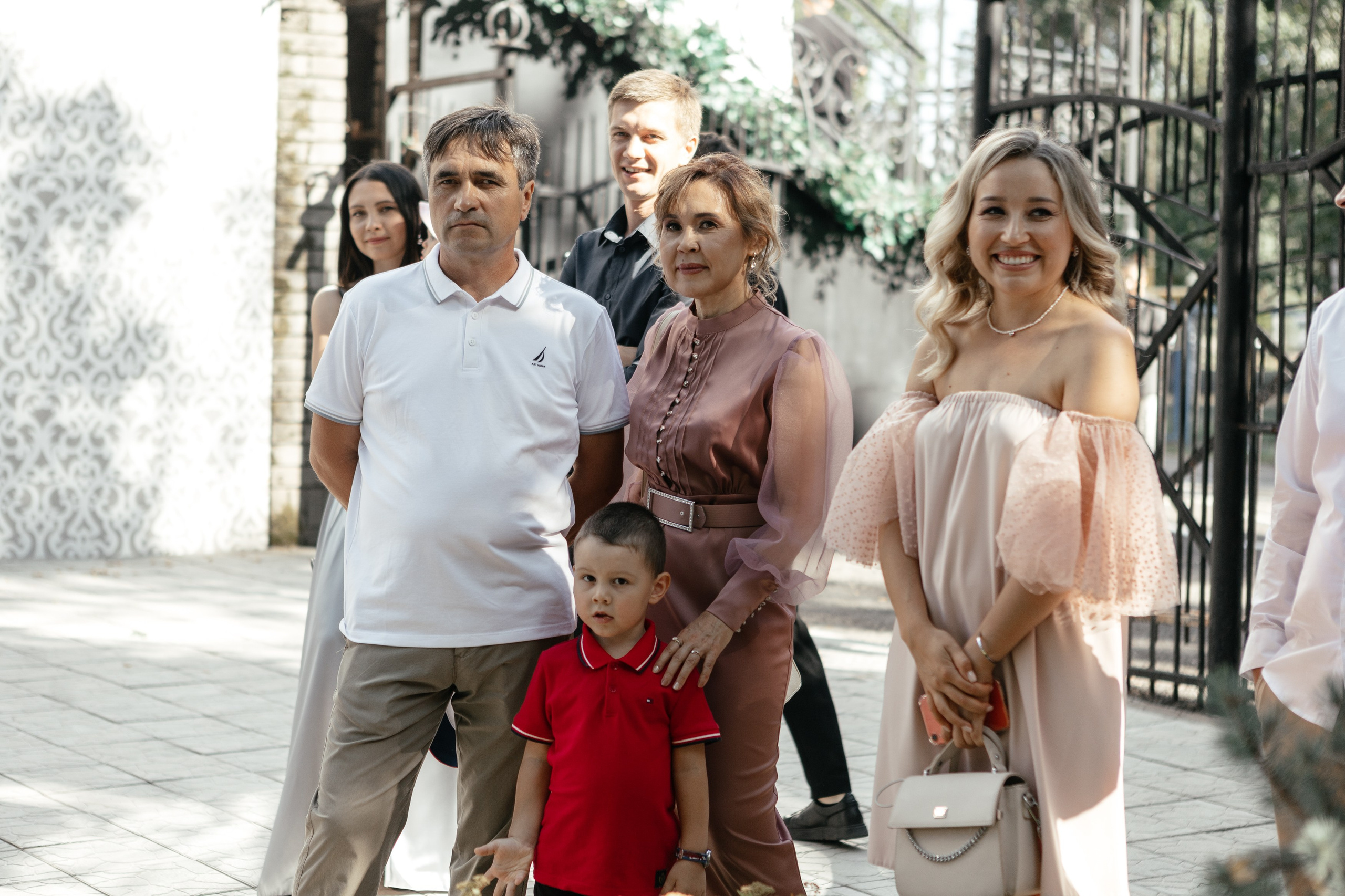 Свадебный фотограф Уфа — Руслан ГабдлисламовЖивые эмоции, красивые кадры, воспоминания на всю жизнь.Работаю по всей Республике Башкортоста. Свадебный фотограф Уфа Руслан Габдлисламов