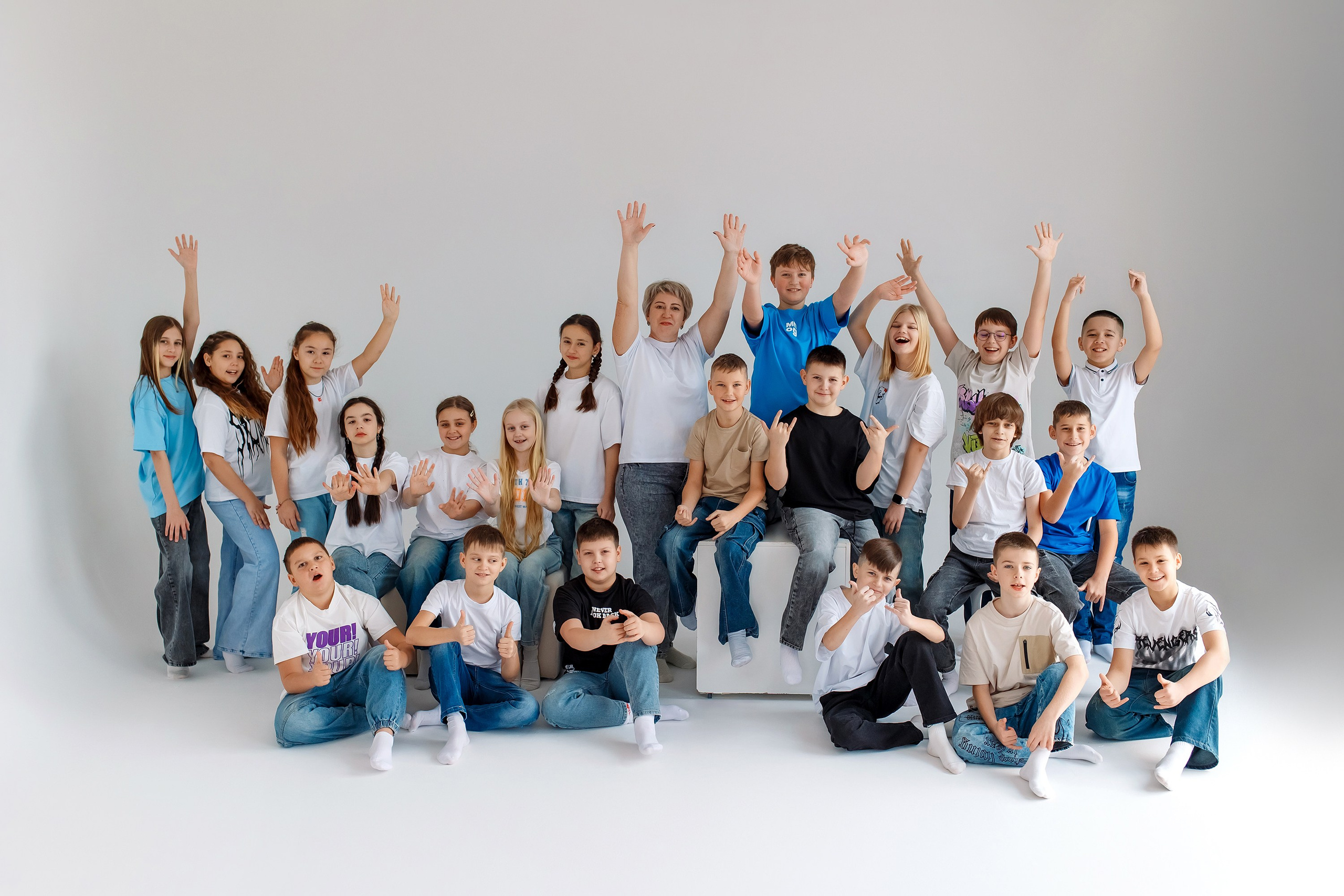 4 класс съемка в фотостудии. Фотограф Любовь Корниенко, Примоский край