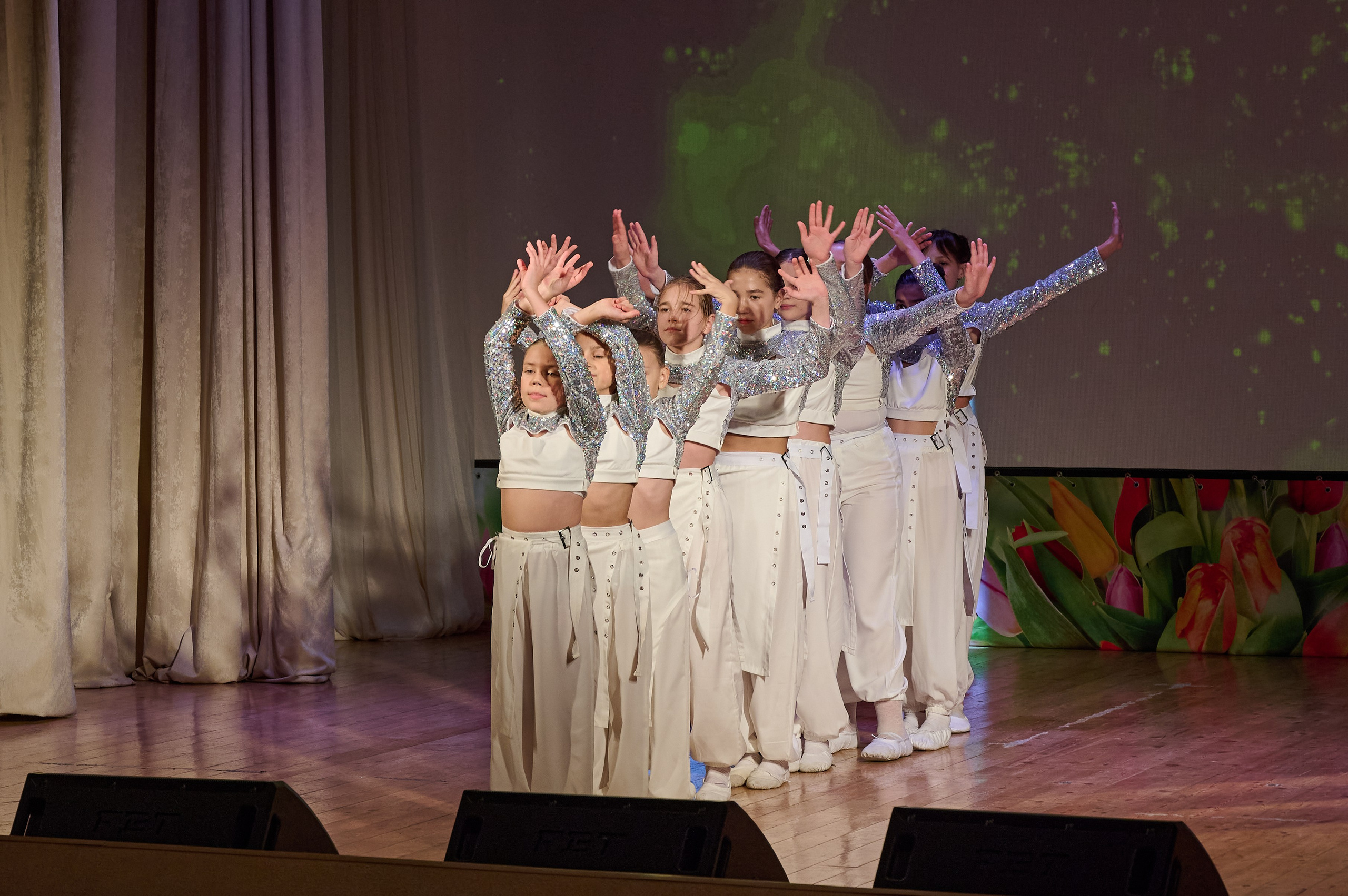 День матери. Кабардинка. Жизнь курорта Кабардинка в фотографиях