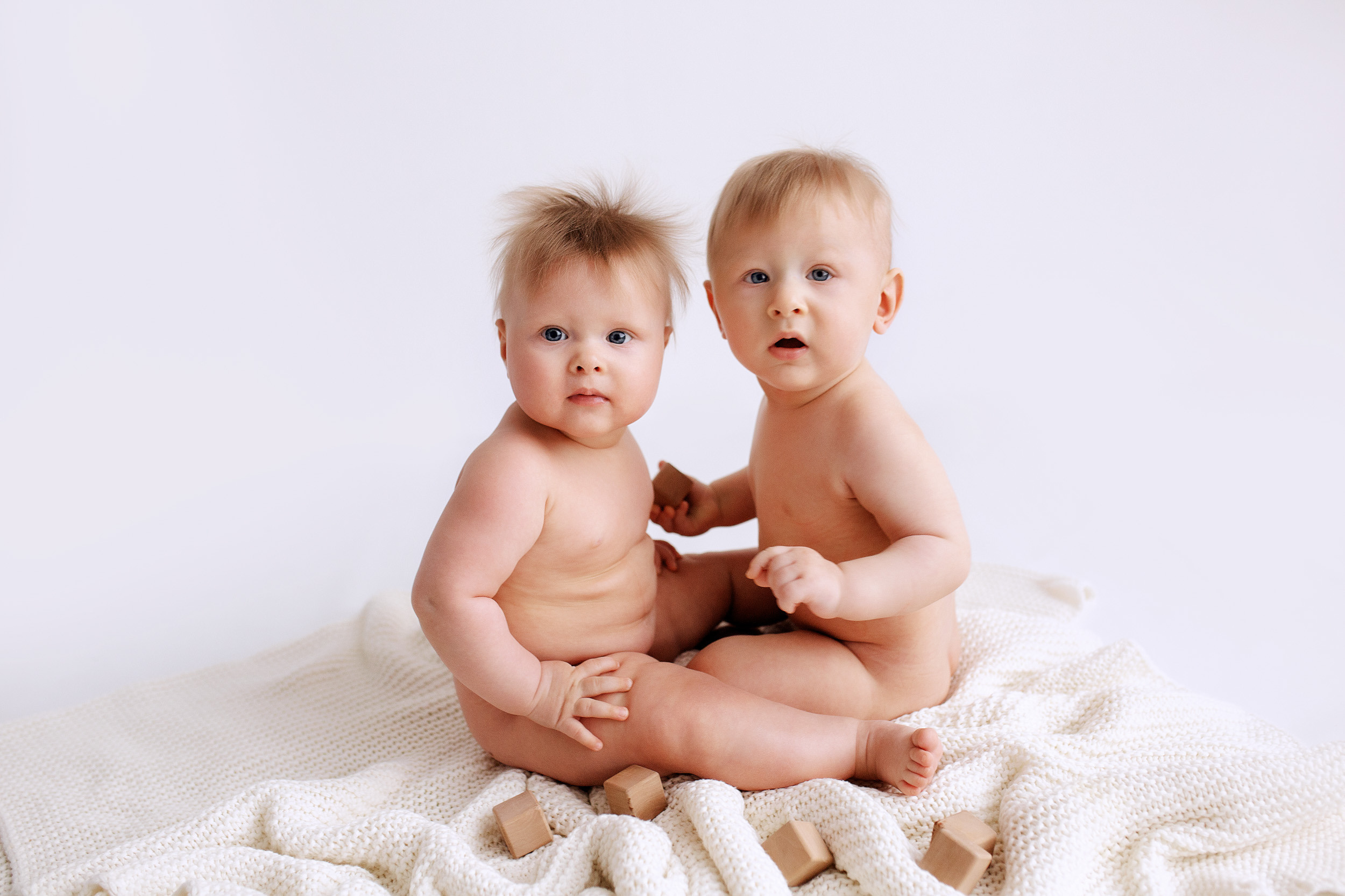 ЕВА и ВАНЯ. Фотограф новорожденных Оксана Полевская