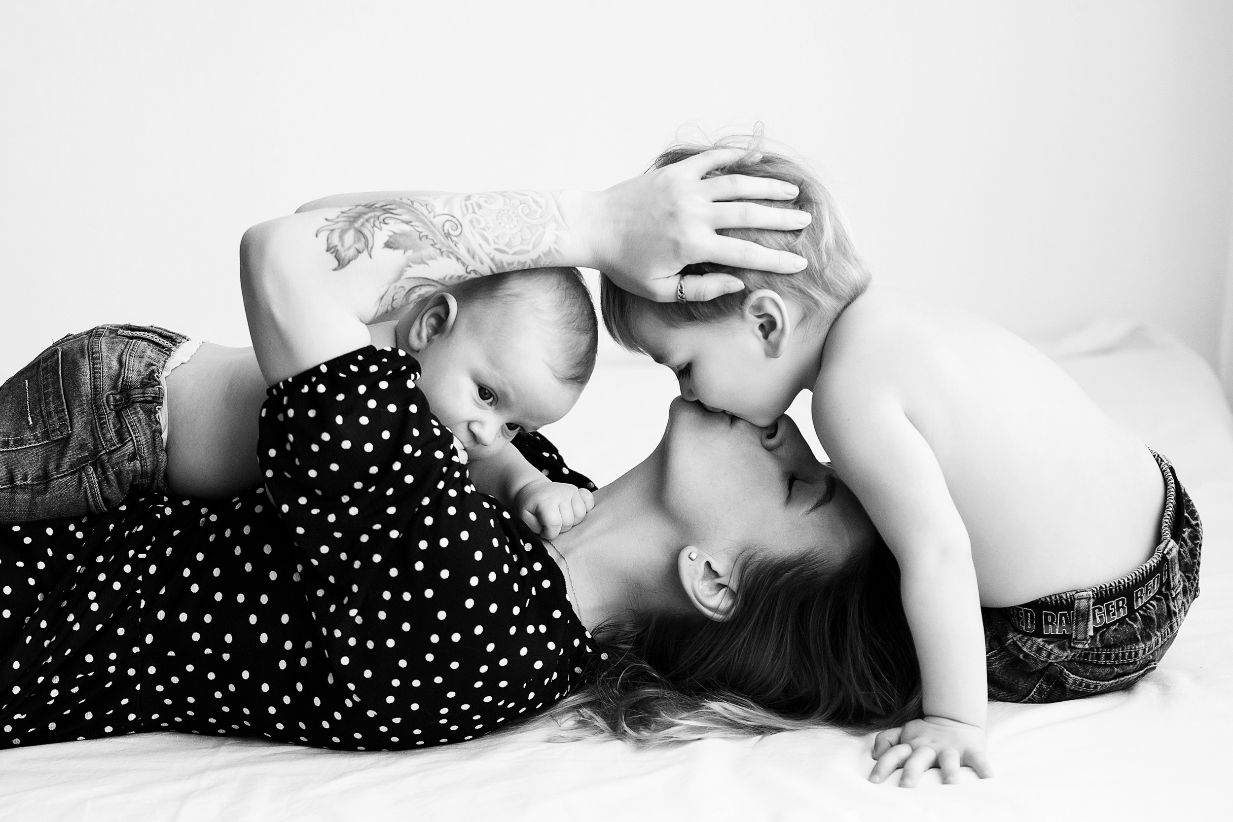 НИЛ и ЛЕОН. Фотограф новорожденных Оксана Полевская