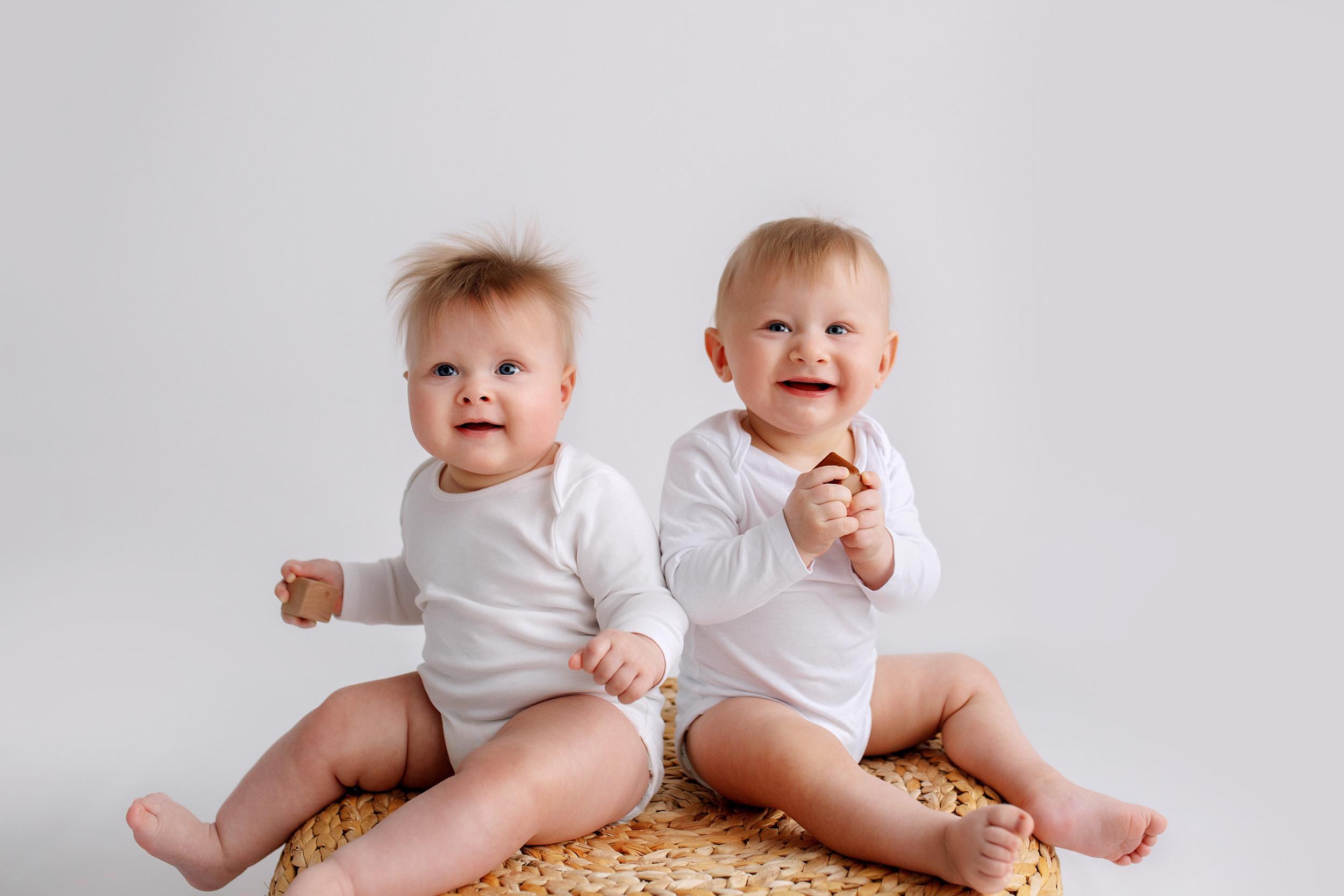 ЕВА и ВАНЯ. Фотограф новорожденных Оксана Полевская