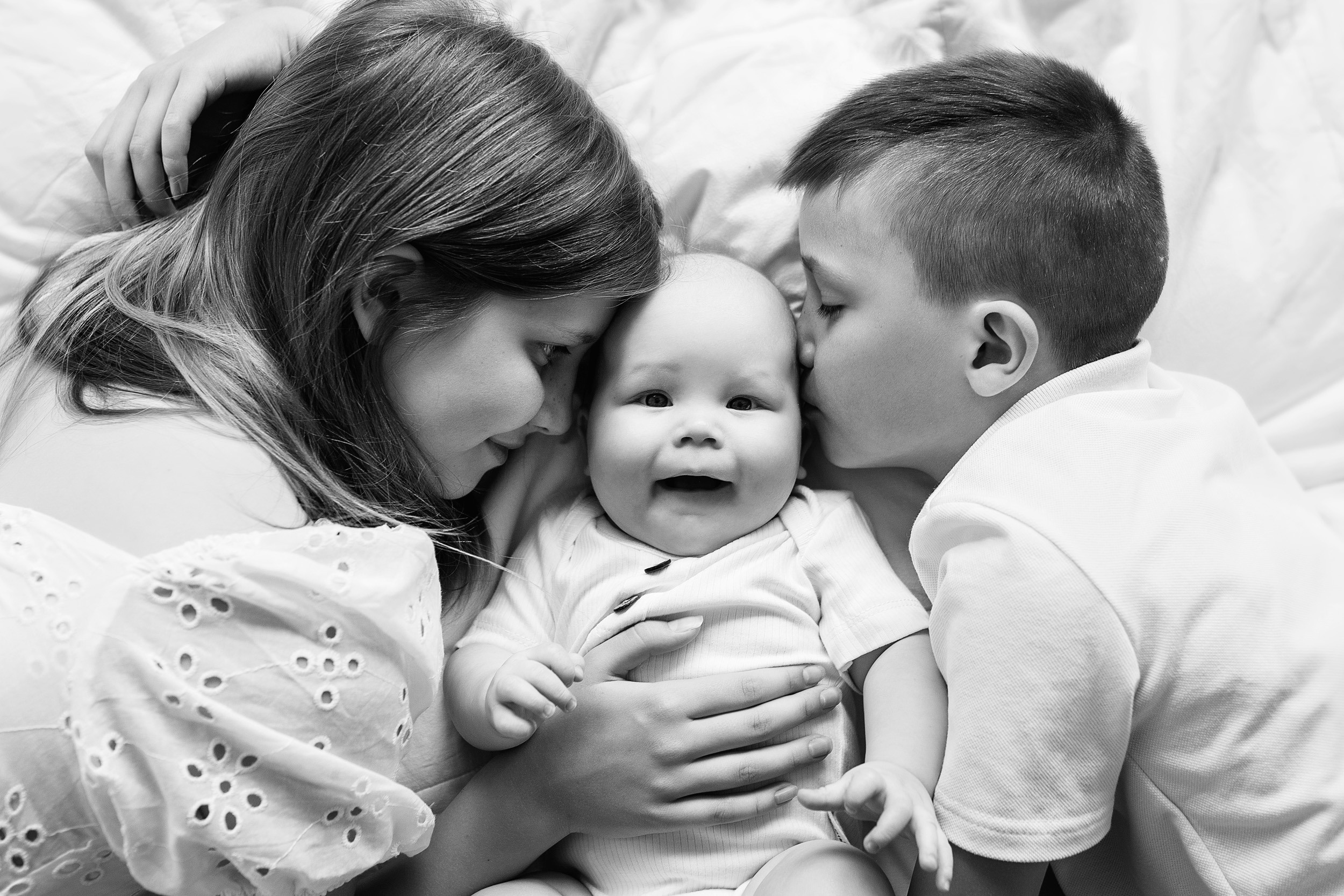 МЛАДЕНЦЫ СЕМЬЯ студия. Фотограф новорожденных Оксана Полевская