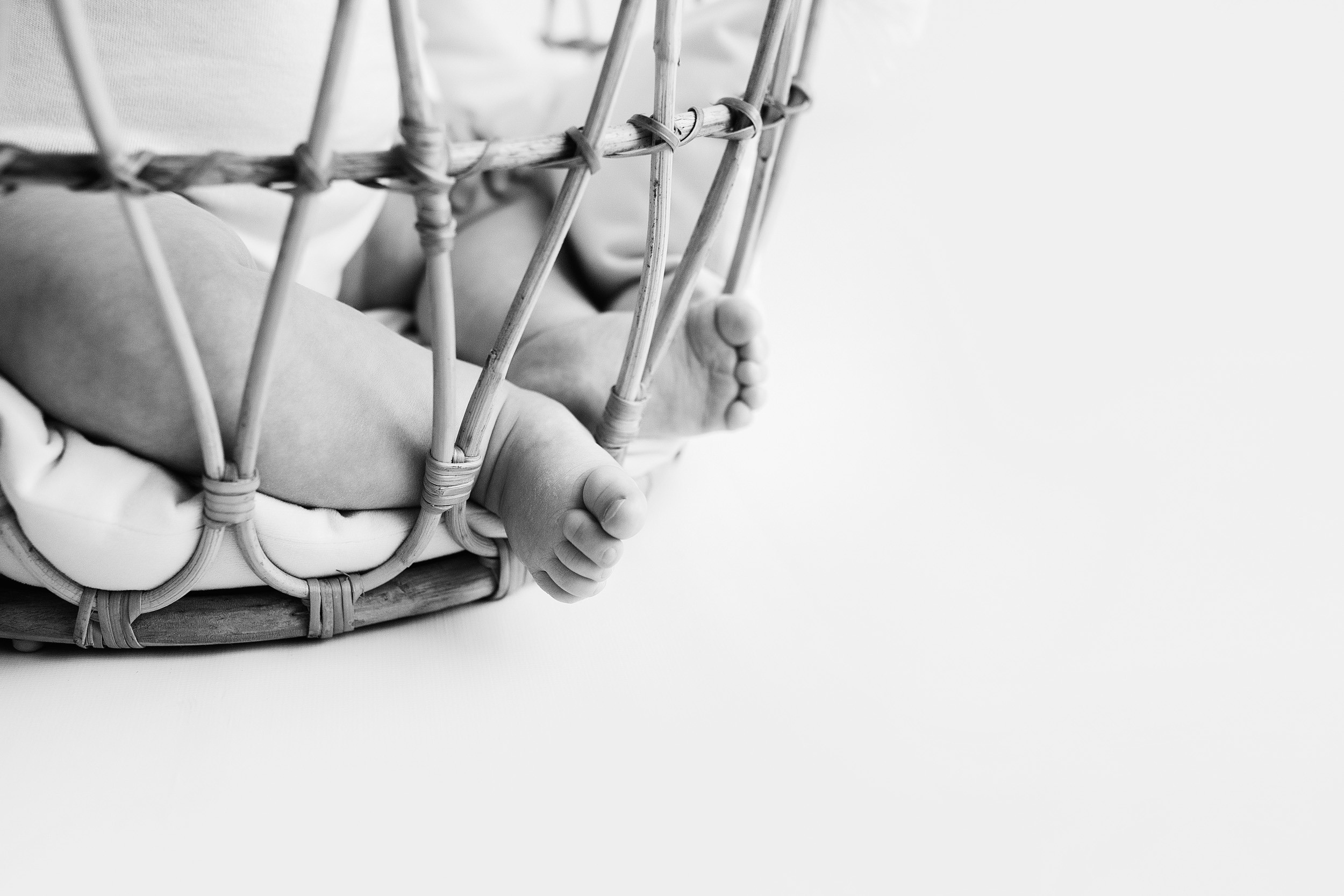 ЕВА и ВАНЯ. Фотограф новорожденных Оксана Полевская