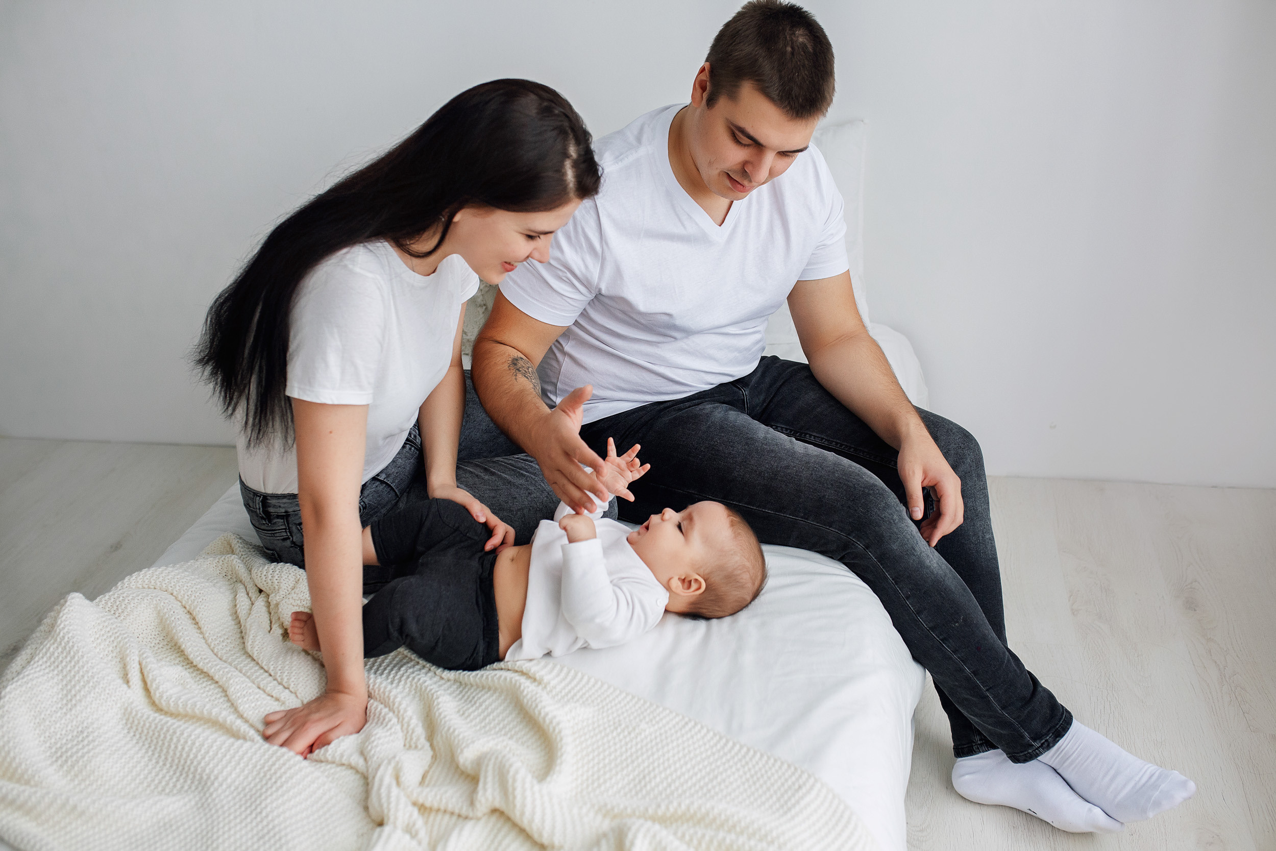 МЛАДЕНЦЫ СЕМЬЯ студия. Фотограф новорожденных Оксана Полевская
