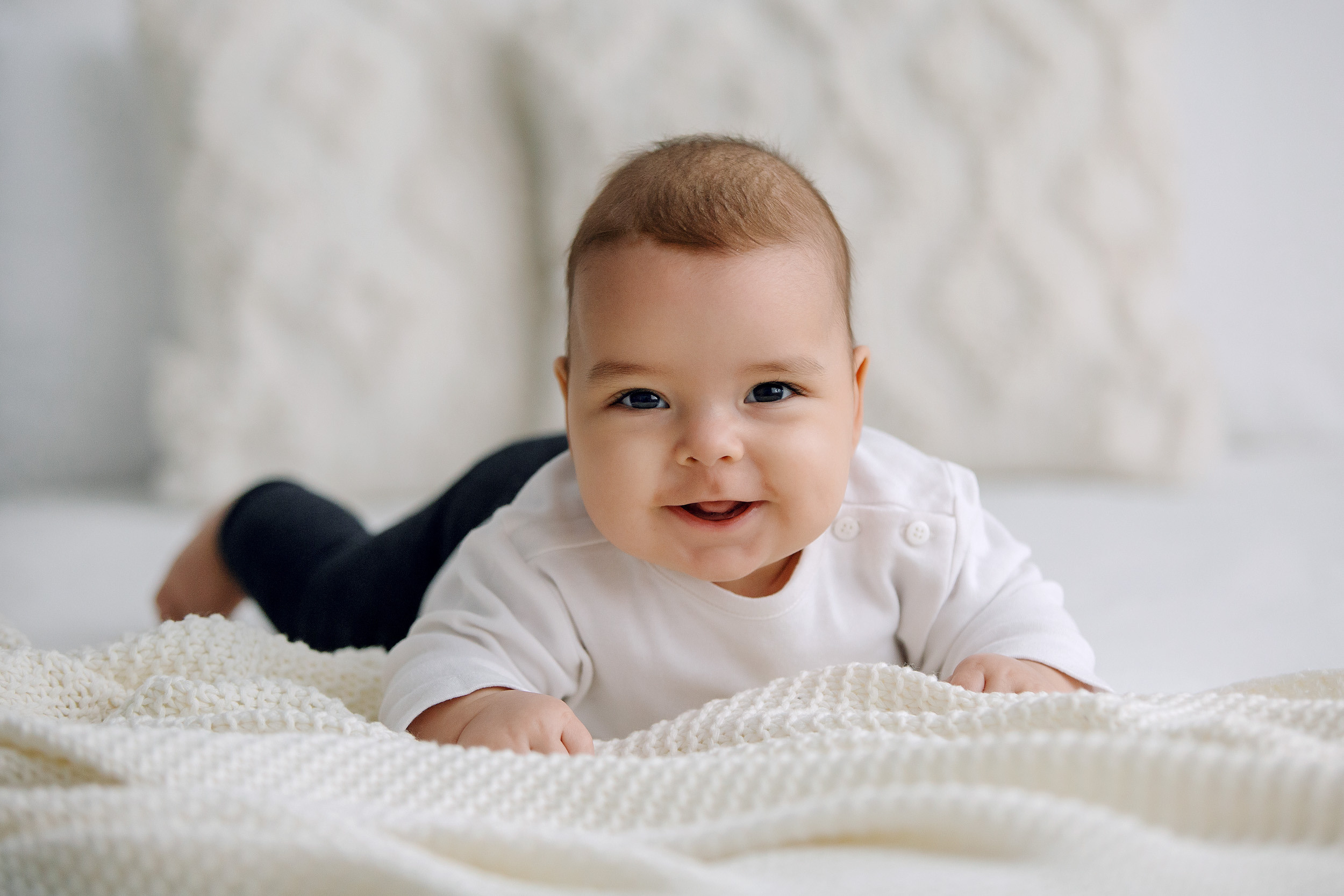 МЛАДЕНЦЫ СЕМЬЯ студия. Фотограф новорожденных Оксана Полевская