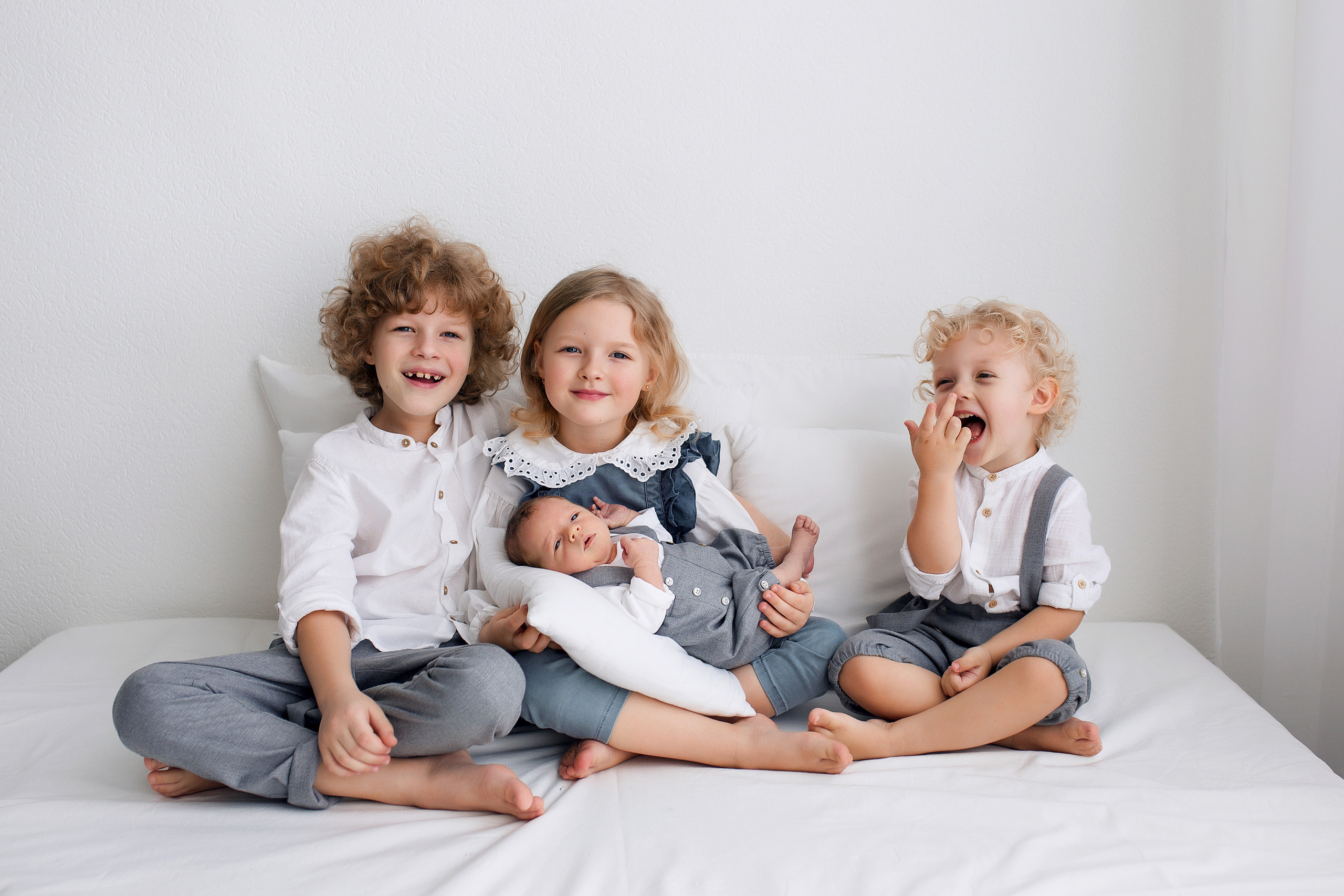 НЬЮБОРН LIFE студия. Фотограф новорожденных Оксана Полевская