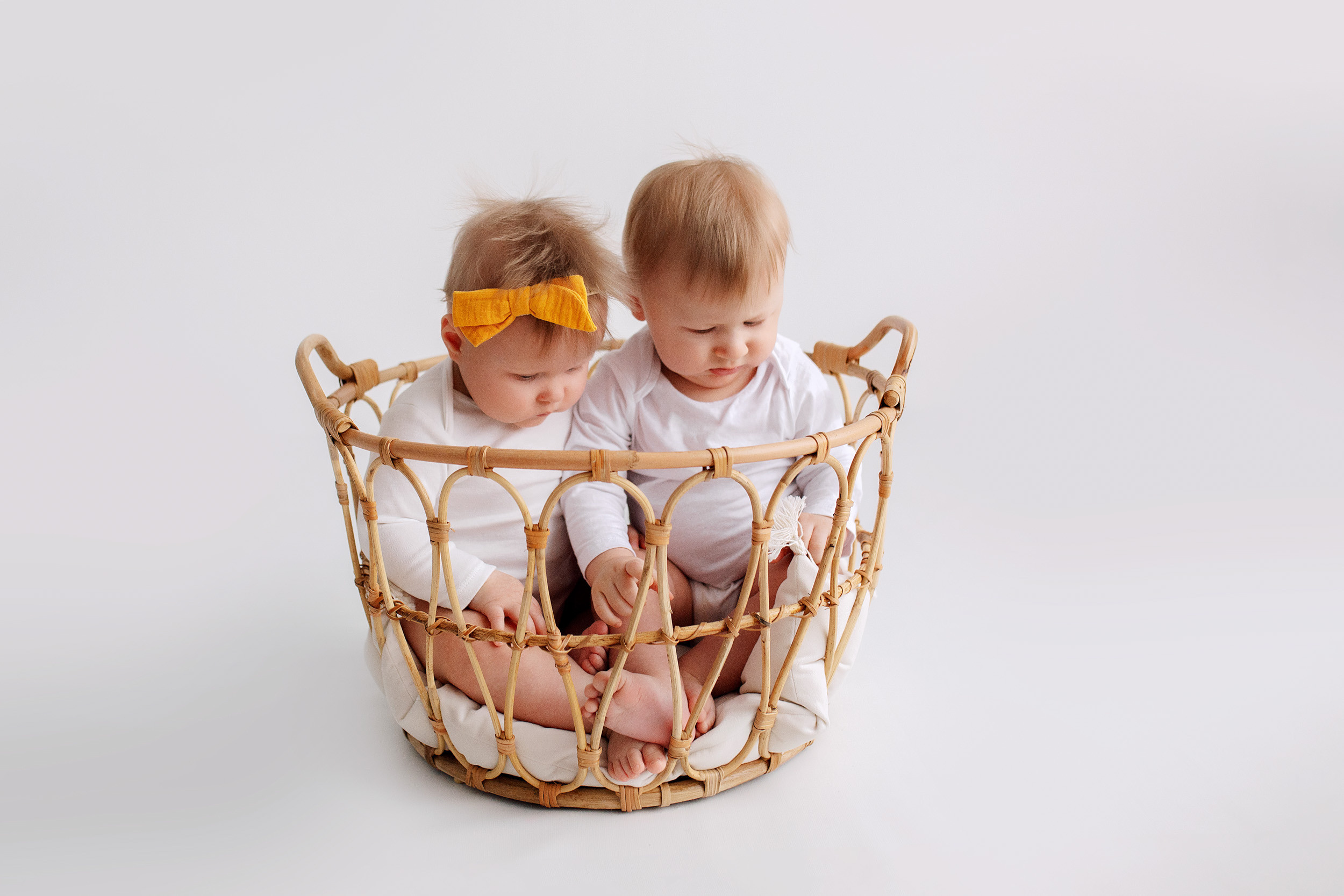 ЕВА и ВАНЯ. Фотограф новорожденных Оксана Полевская