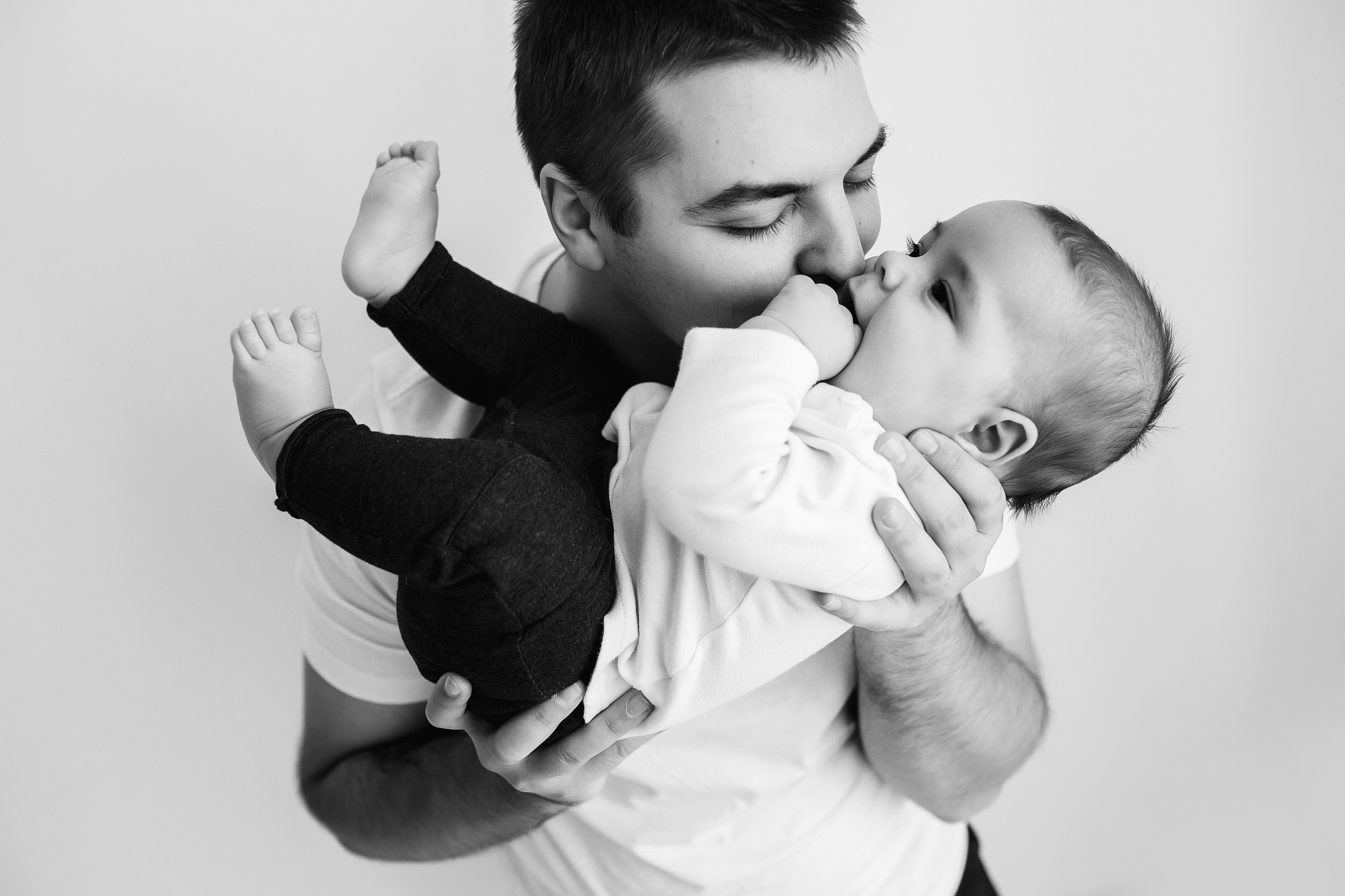 МЛАДЕНЦЫ СЕМЬЯ студия. Фотограф новорожденных Оксана Полевская