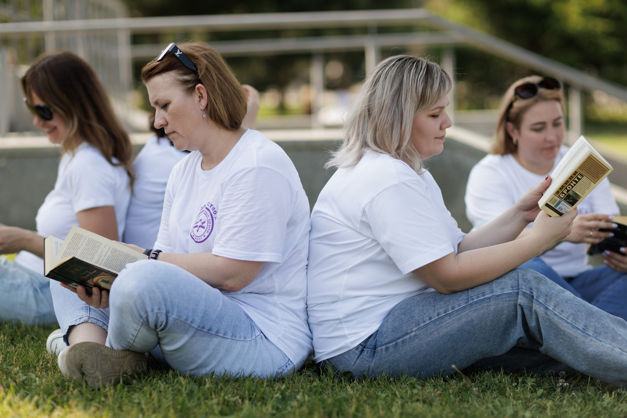Репортажные фото съёмки клипа от родителей выпускникам. Свадебный фотограф в Воронеже Александр Работкин