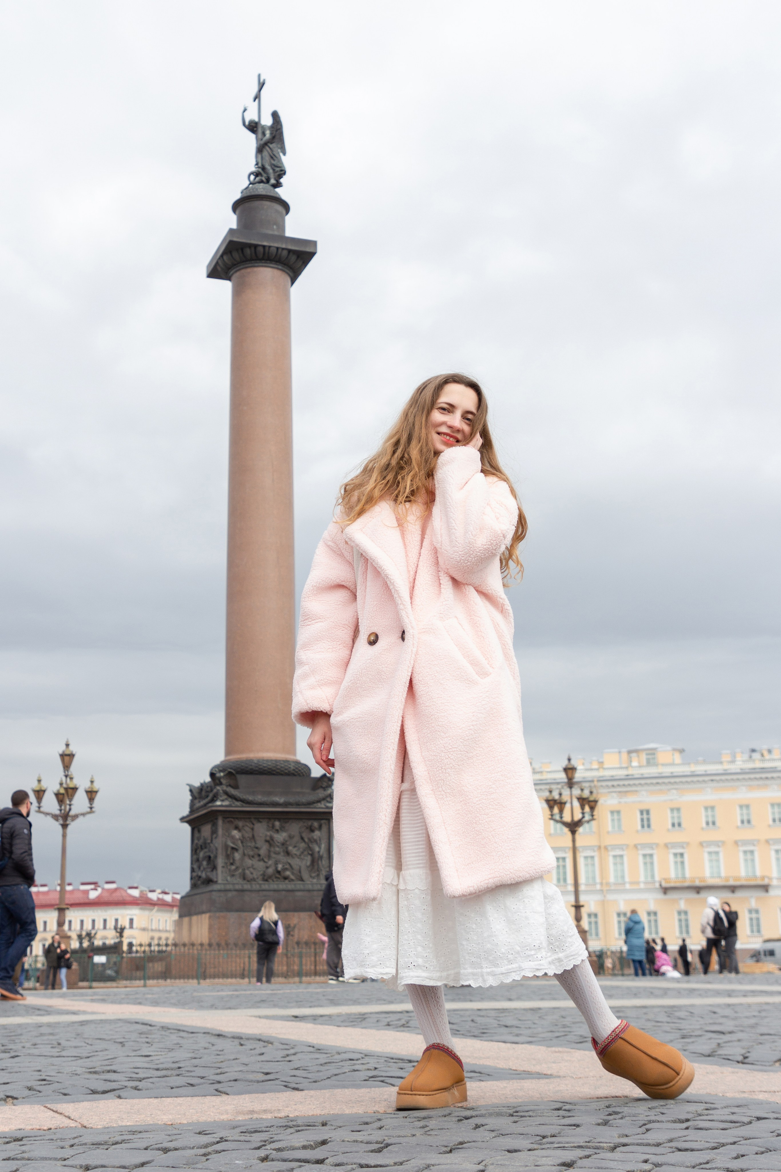 Фотопрогулка по центру Питера с подружками. Портретный и семейный фотограф в Санкт-Петербурге Ульяна Жукова