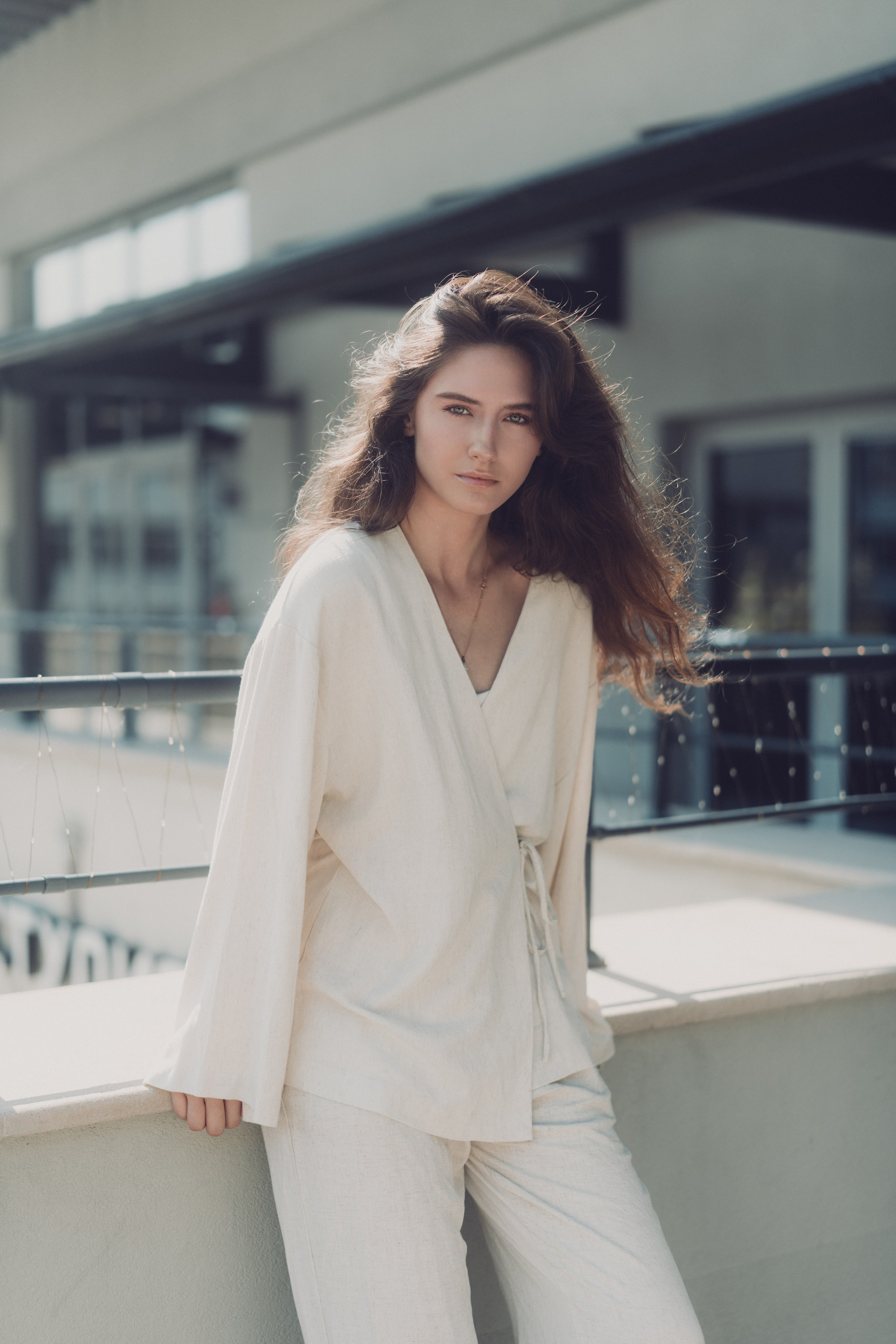 Прогулочная фотосессия с Настей около отеля Тасиго в Казани