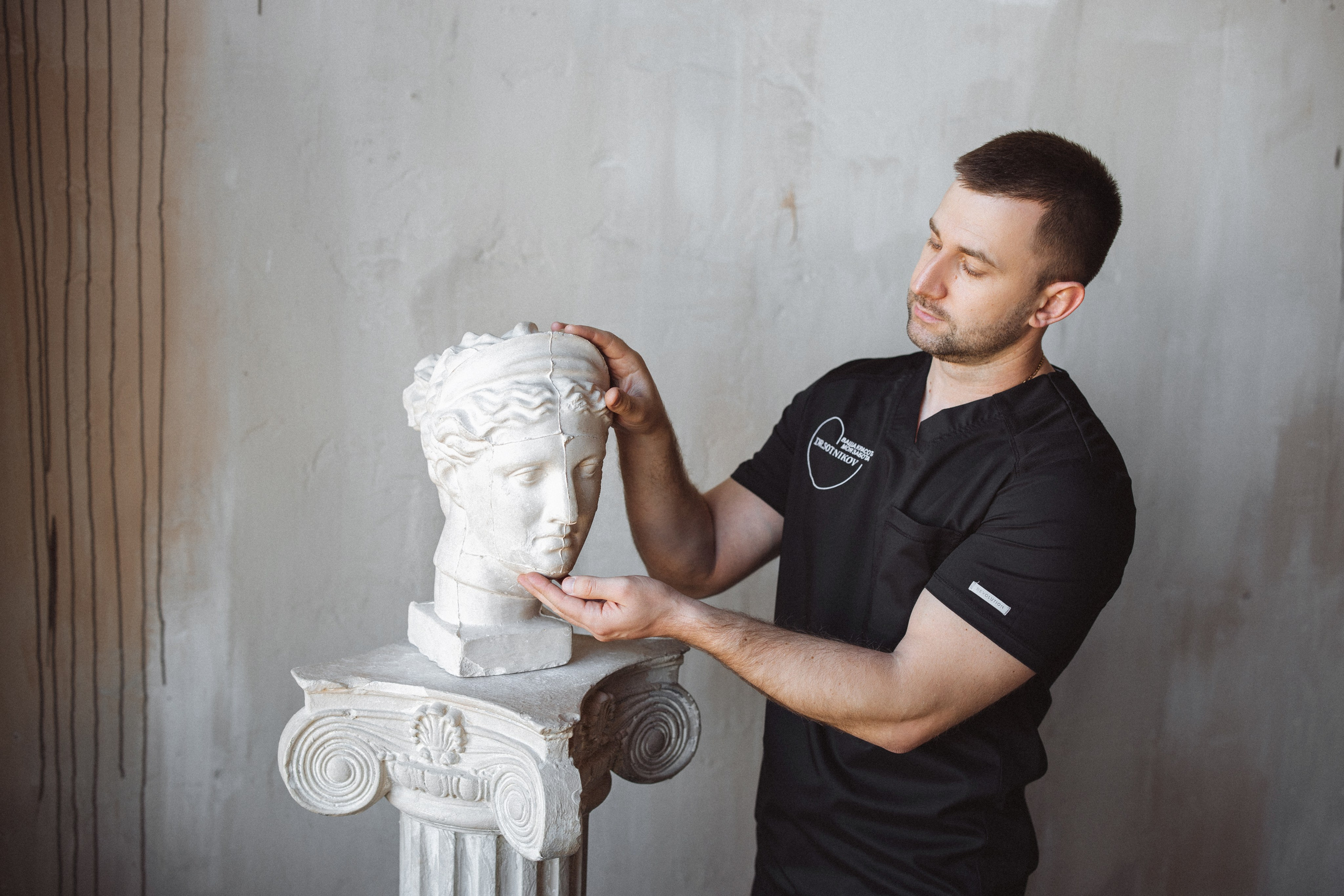 Пластический хирург, Доктор Евгений Сотников. Семейный и детский фотограф в Краснодаре Анна Трашкова