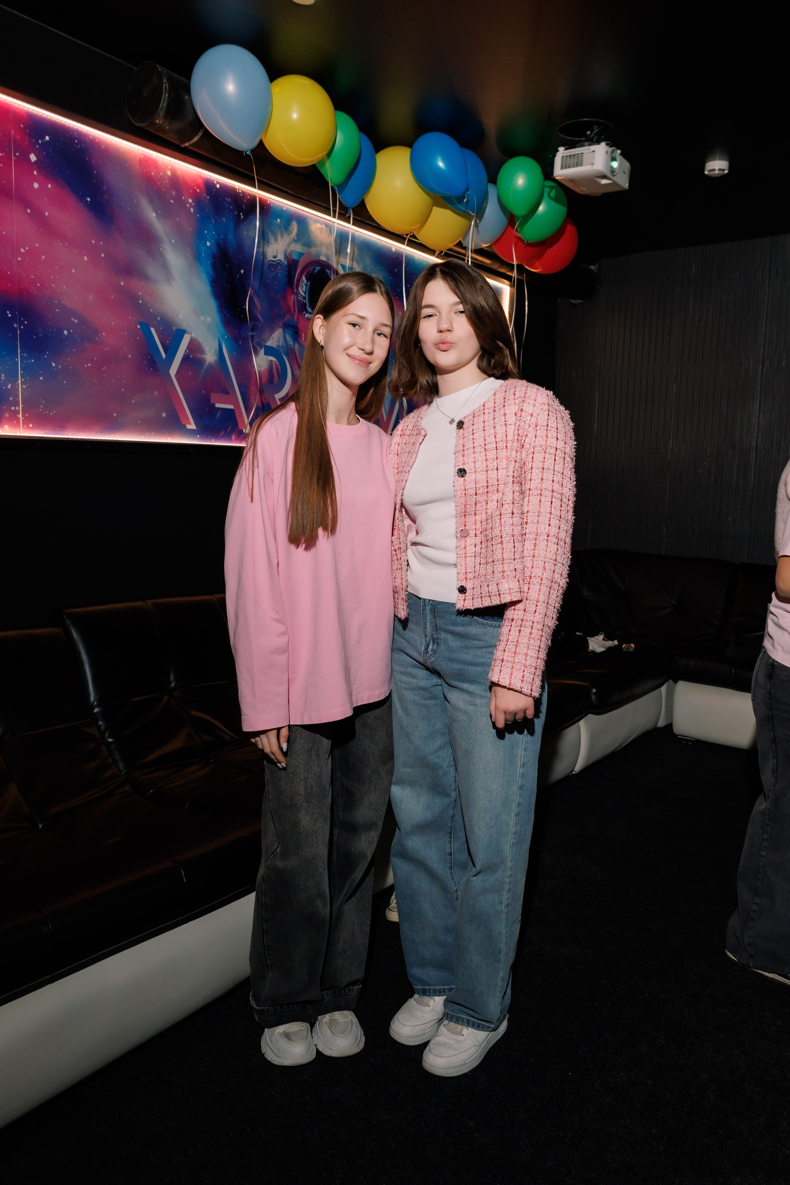 День Рождения в караоке. Фотограф в Москве Дмитрий Емельянов