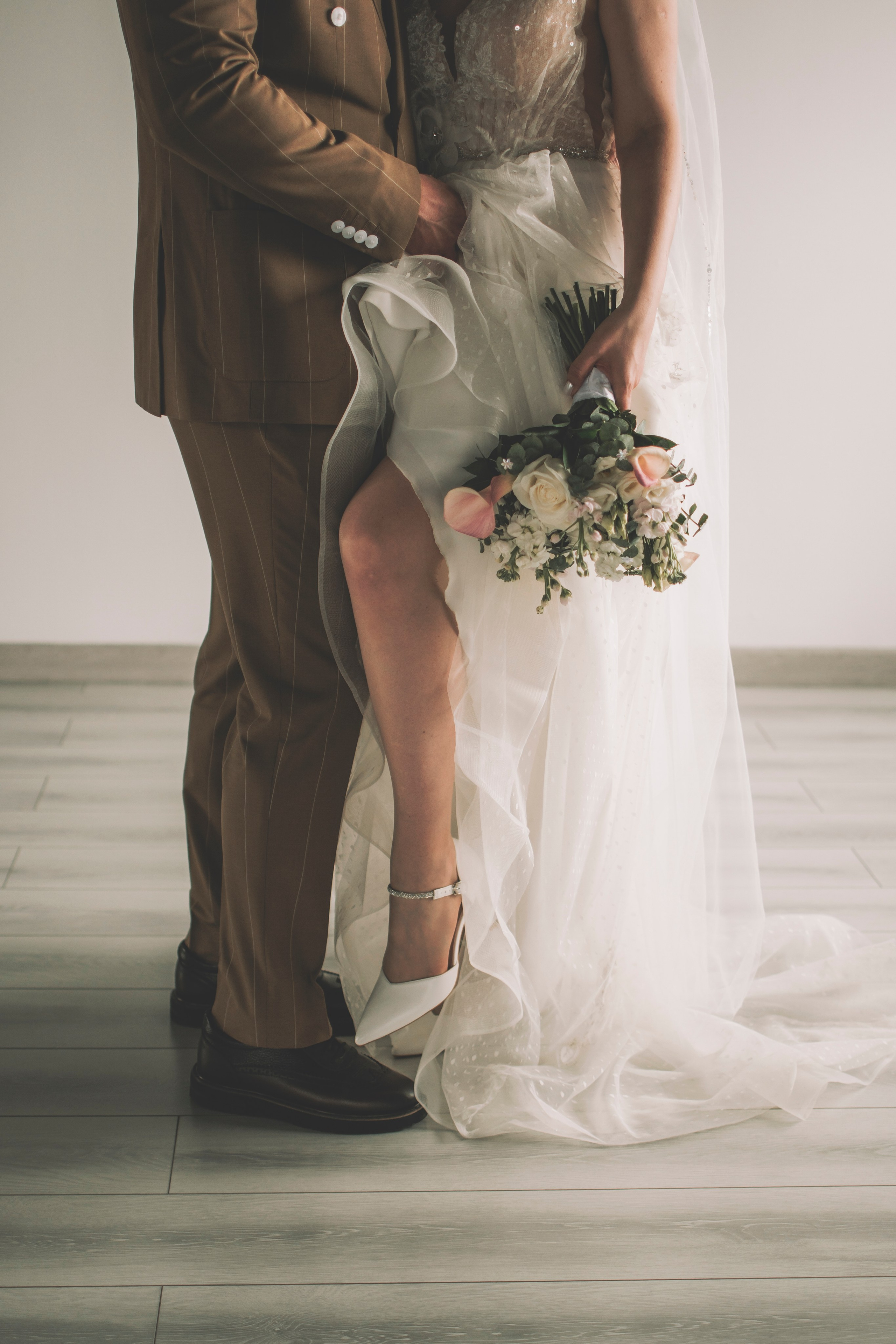 Альберт и Анастасия (Студийная фотосессия, роспись в ДК Нефтяник + фотосессия с гостями). Семейный и свадебный фотограф Губкинский и Ставрополь