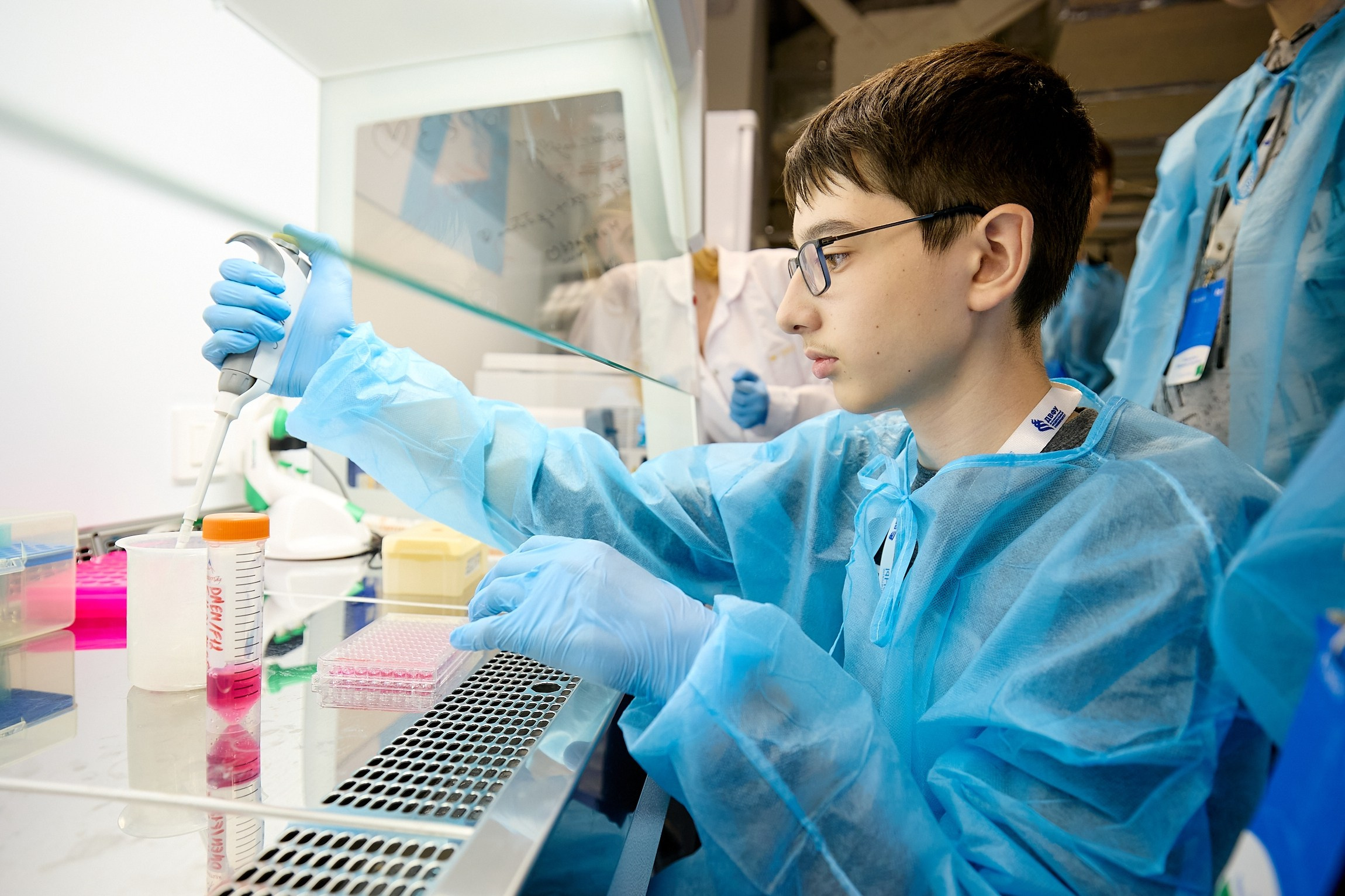 Университетские смены 2025. Репортажный и студийный фотограф во Владивостоке Дударева Софья