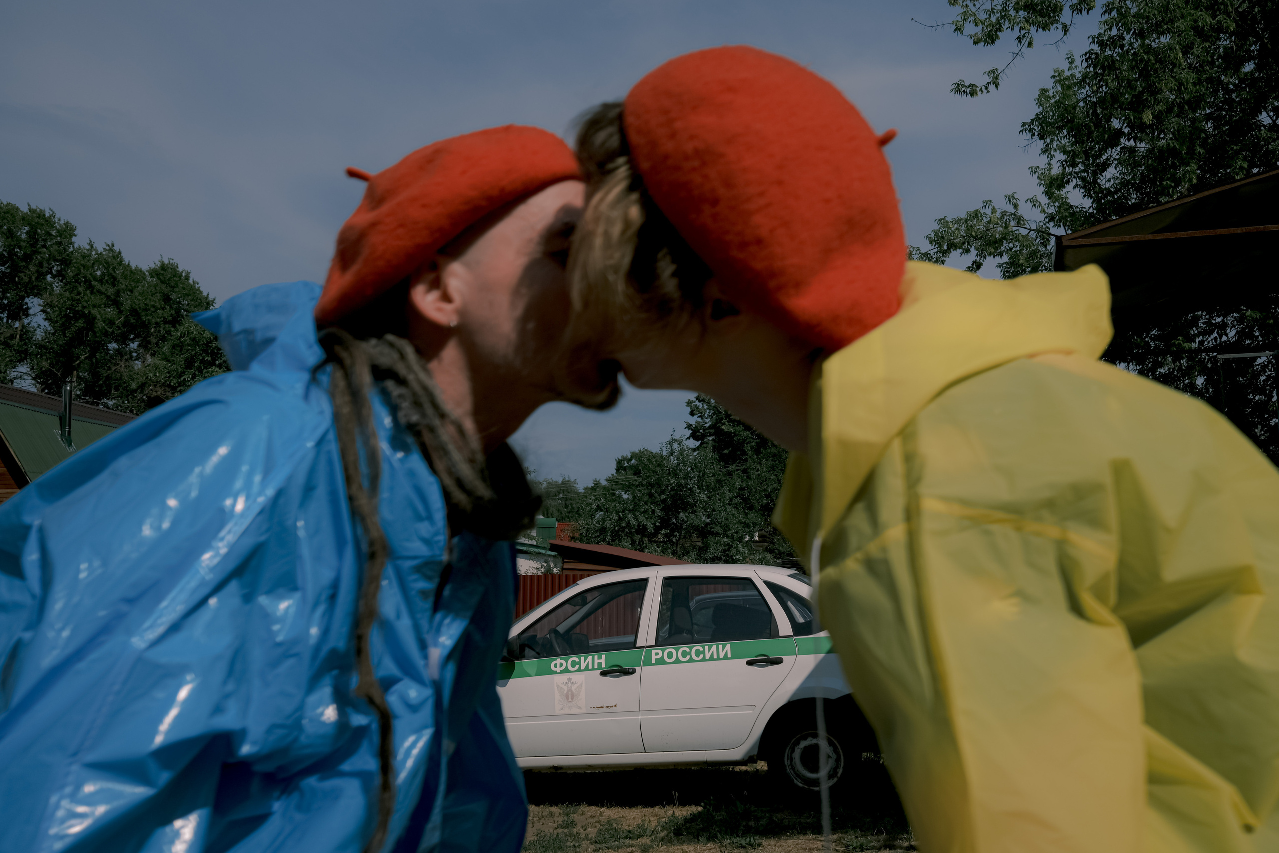 Maya and Serezha, July 2022. Photographer in Israel Alice Milchin