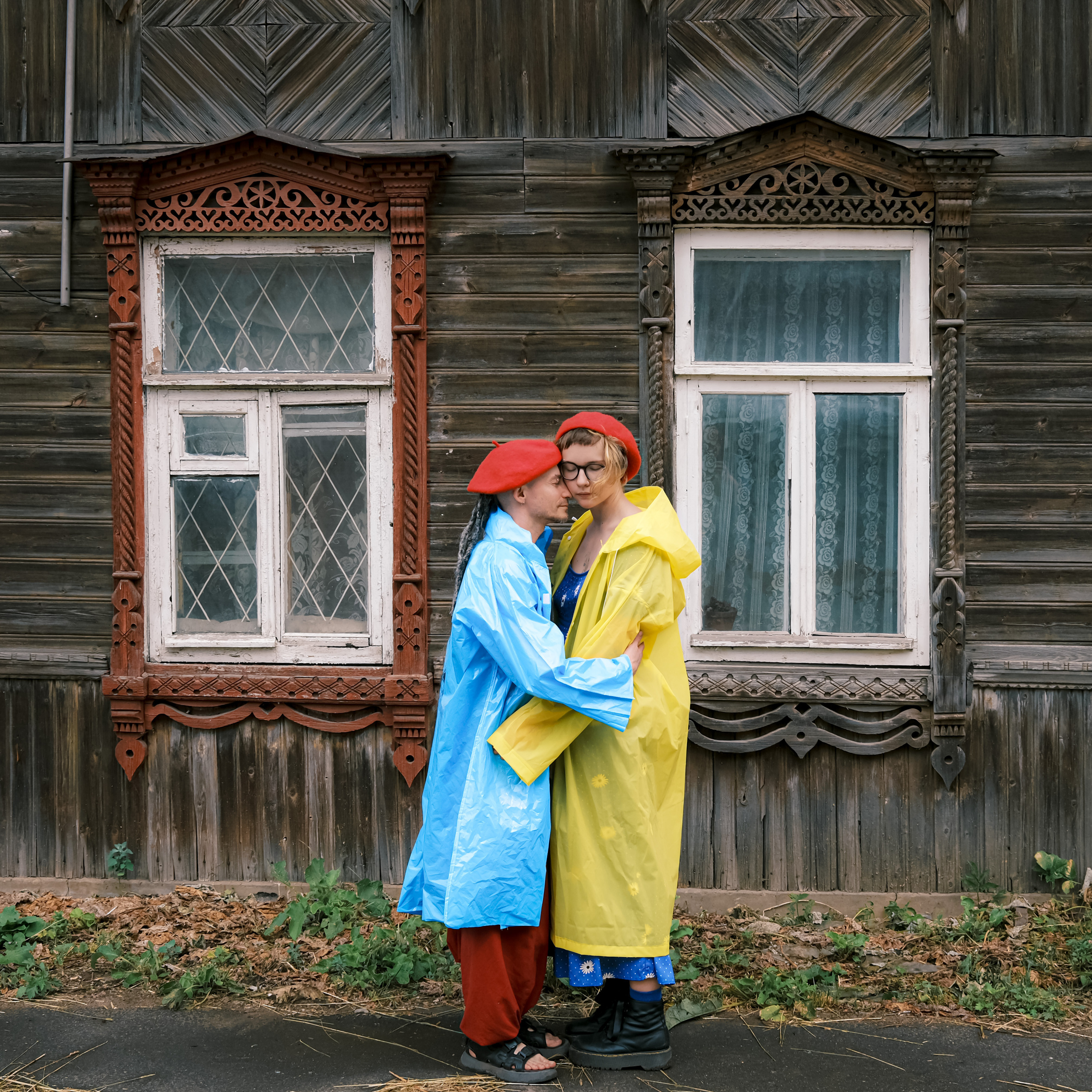 Maya and Serezha, July 2022. Photographer in Israel Alice Milchin