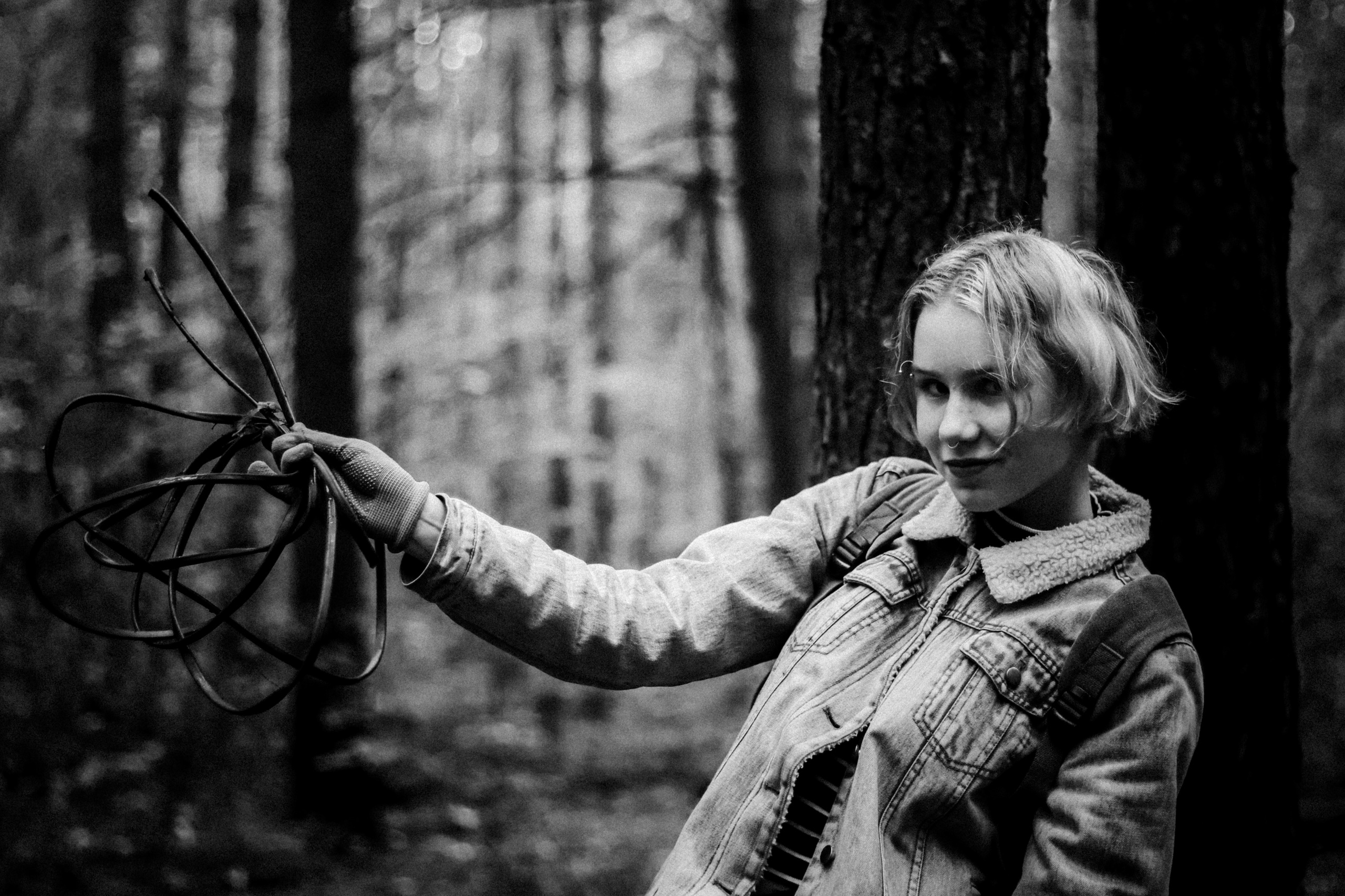 Cleaning the forest with Arshak Makichyan, September 2021. Photographer in Israel Alice Milchin