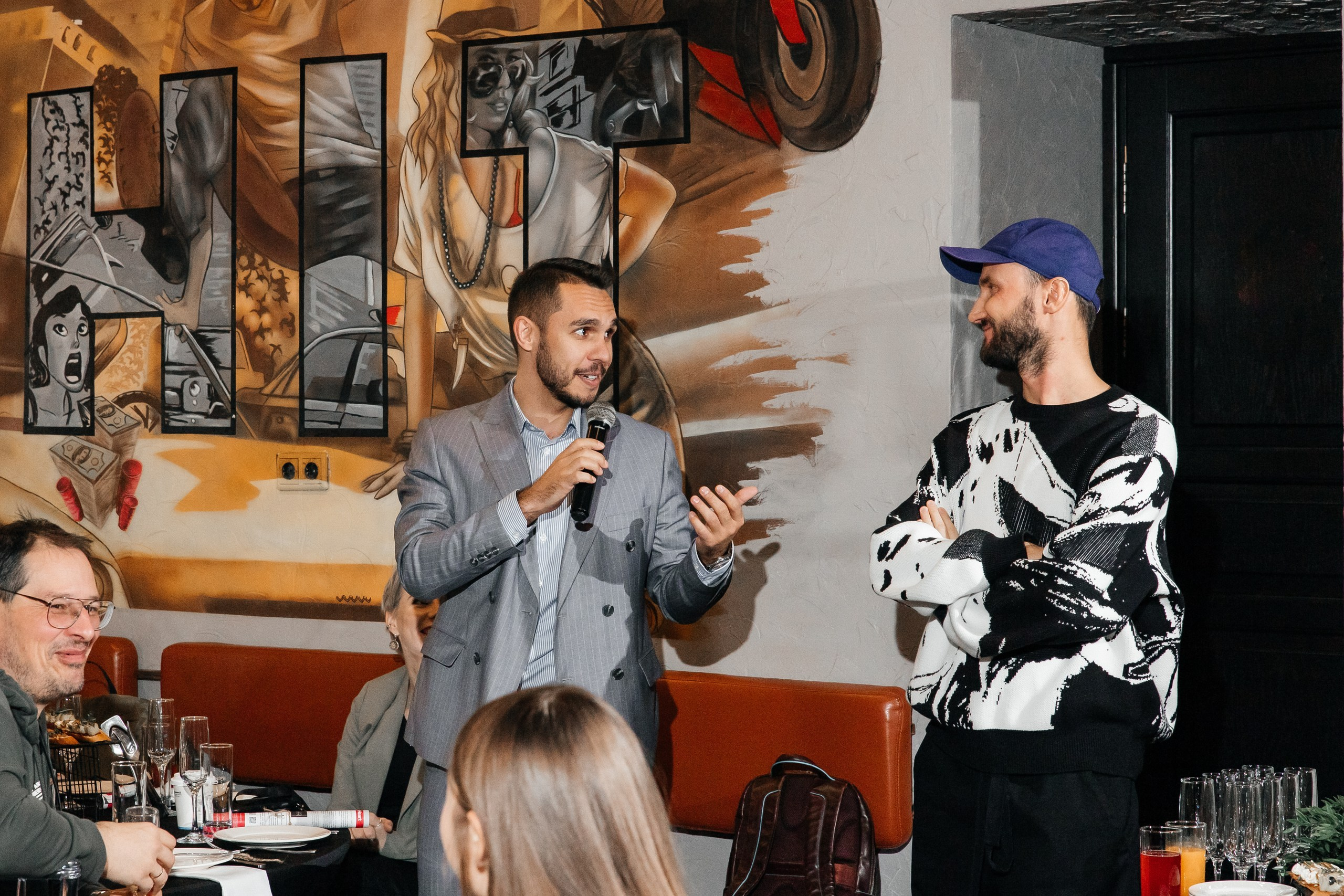 Экспертное игристое. Свадебный и репортажный фотограф в Новосибирске Федор Гладков