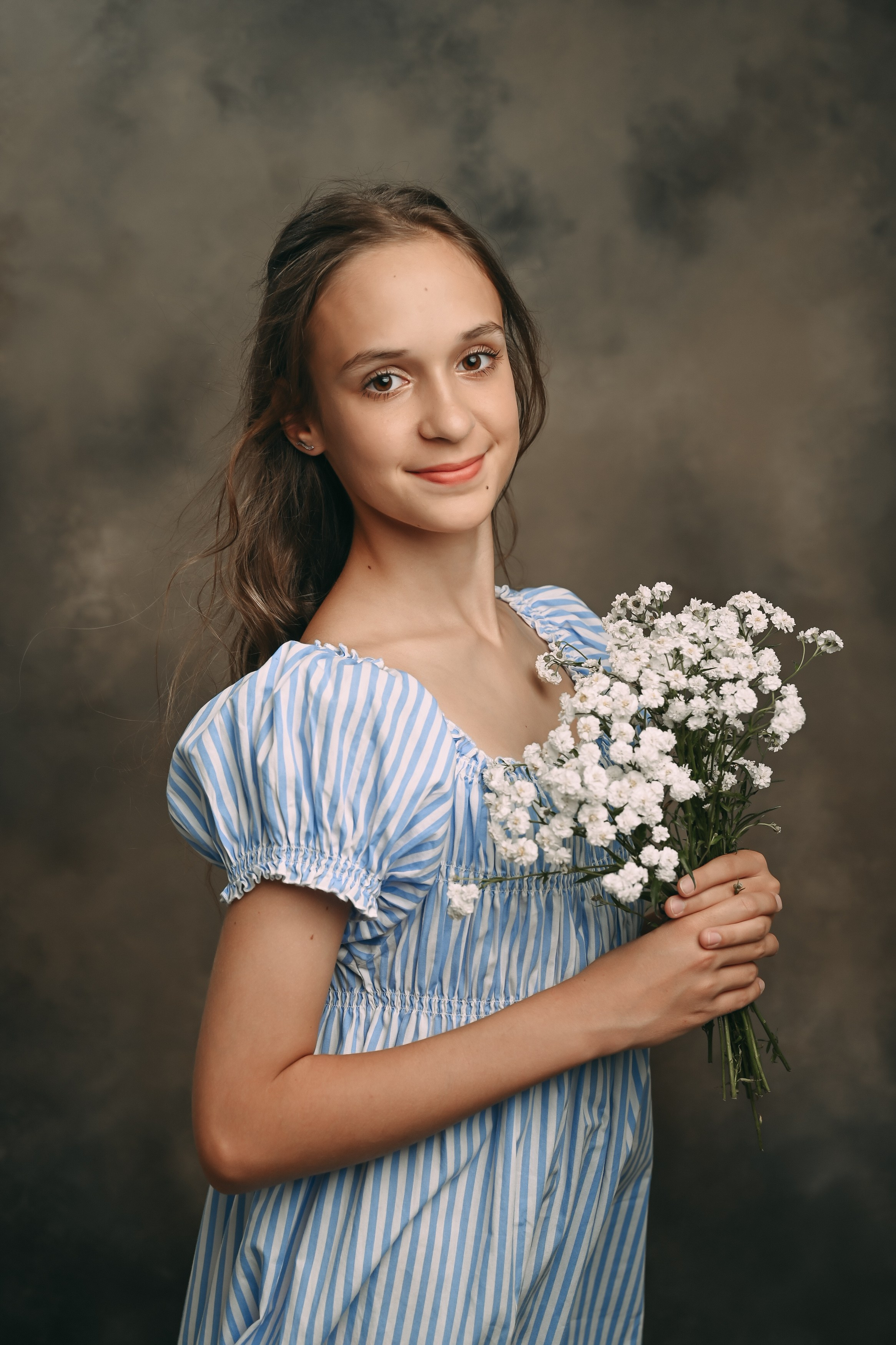 Портреты с цветами. Детский и семейный фотограф