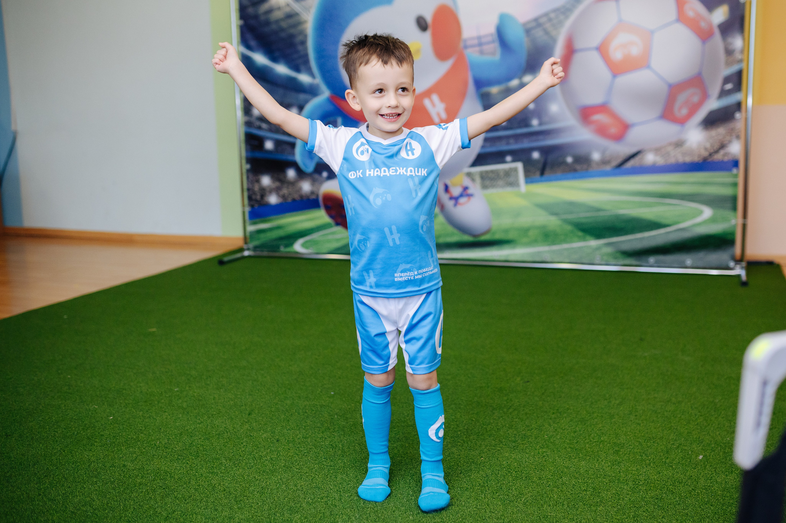 Фотосессия с кубком в детских садах г. Магнитогорска. Денис Прохоров Фотограф в г. Магнитогорск