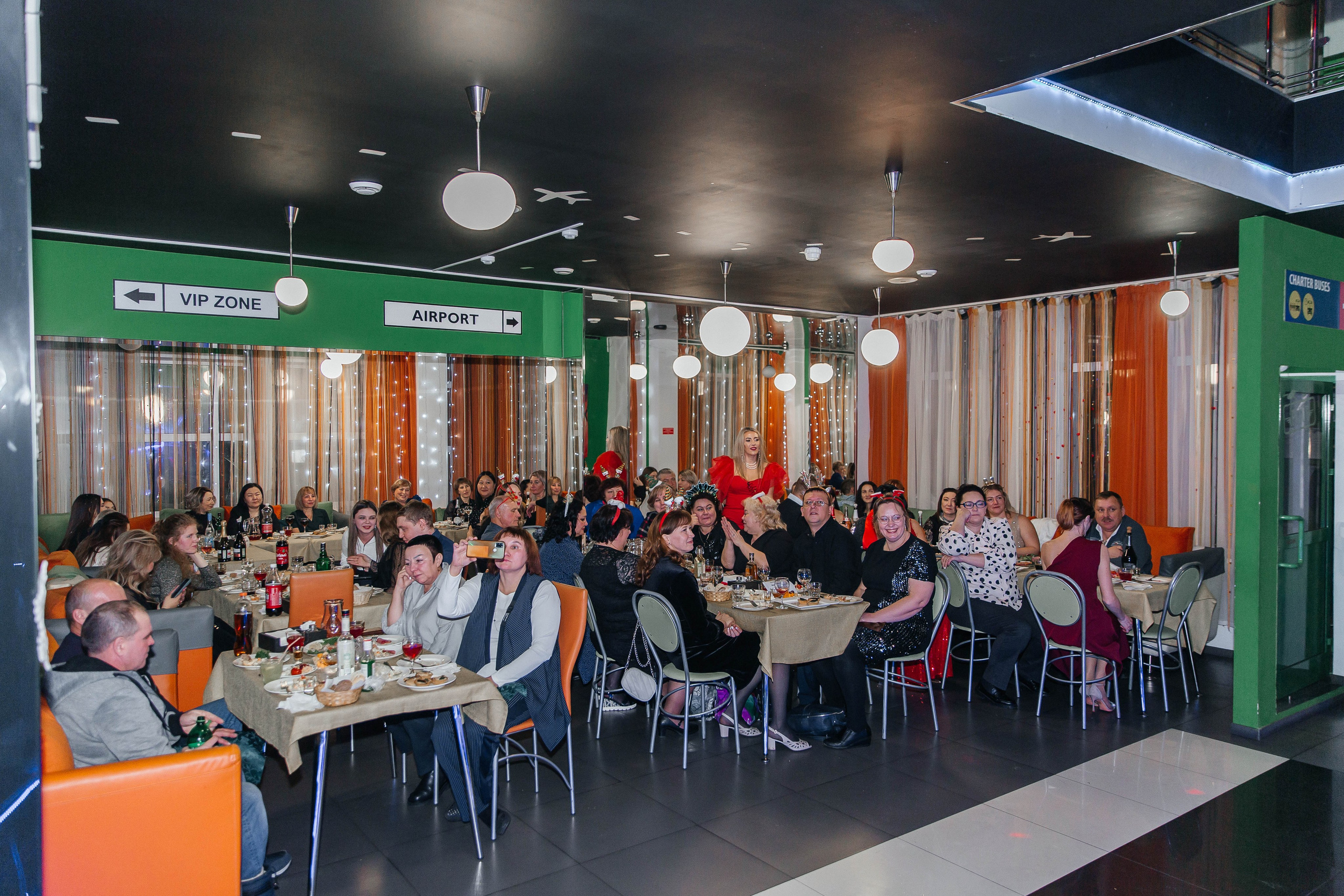 Новогодний корпоратив репортаж. Главная