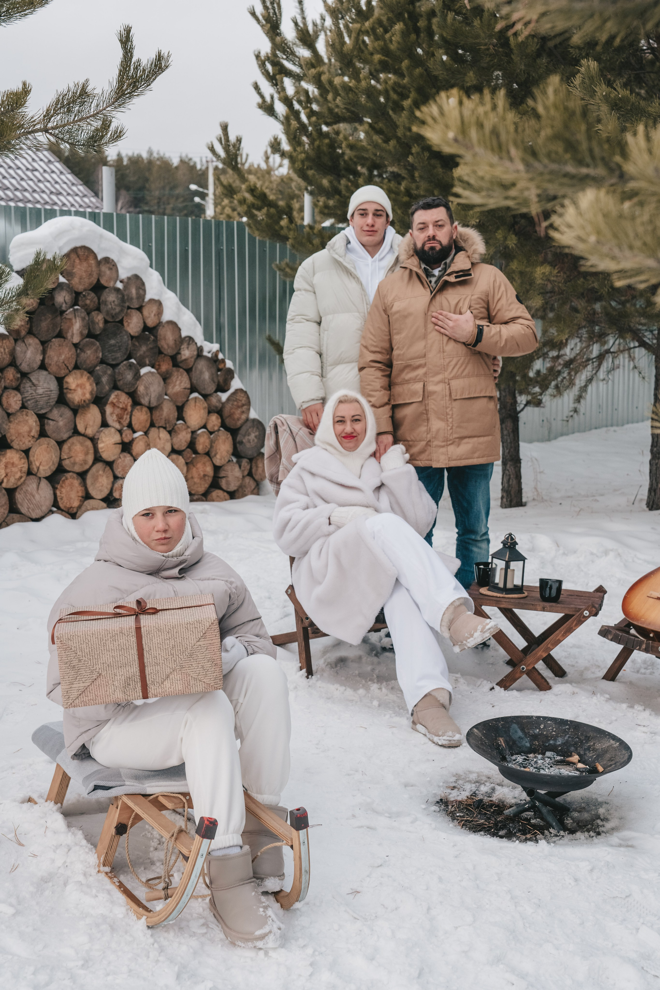 Фотосессия большой компании в домике. Семейный фотограф Екатеринбург Татьяна Девятых