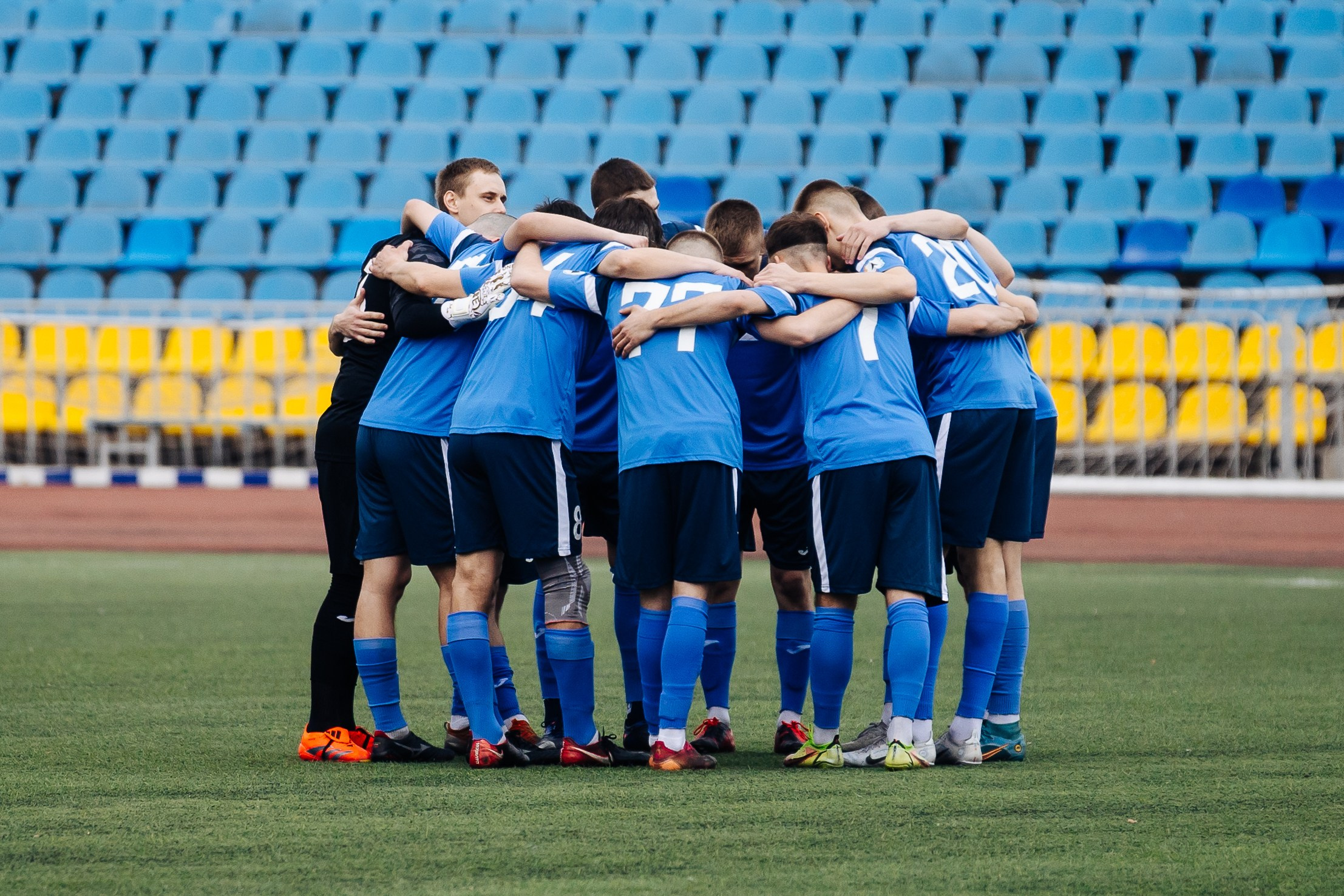 ФК Металлург — ФК Шахтер // 06.04.24. Денис Прохоров Фотограф в г. Магнитогорск