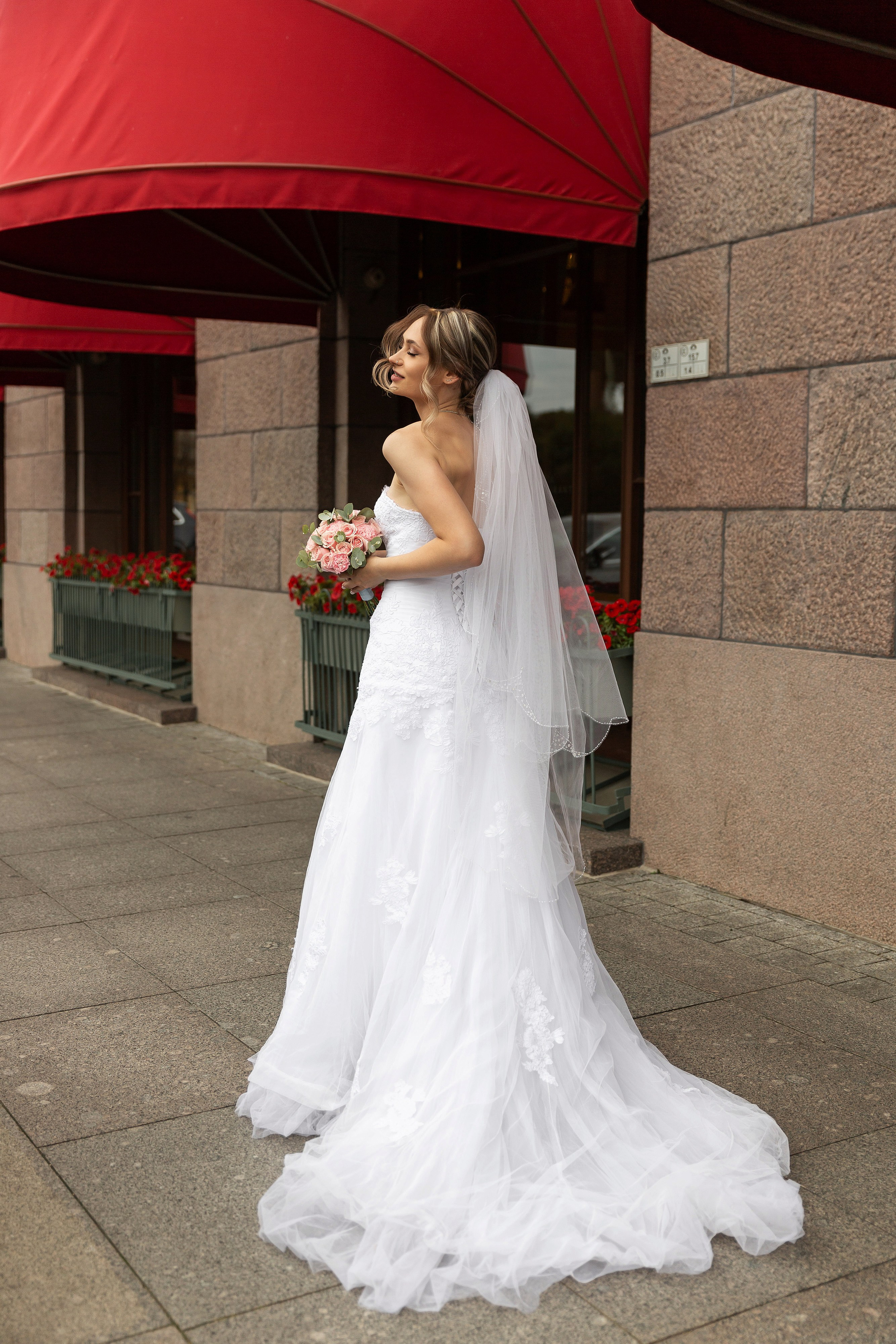 Съемка свадебного дня Кати и Егора. Свадебный и портретный фотограф в Санкт-Петербурге Надежда Чечулина