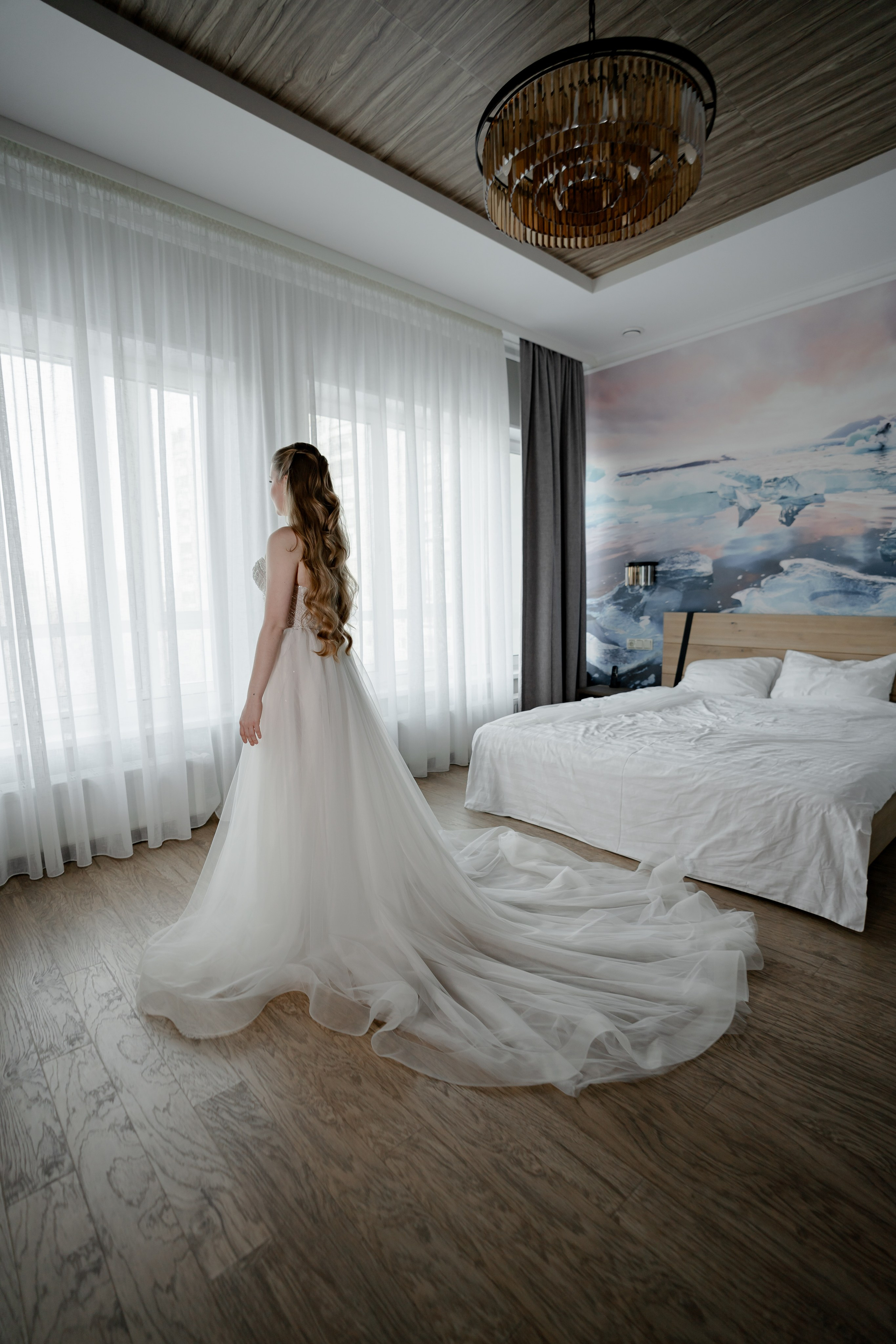 СВАДЕБНАЯ СЬЕМКА СБОРОВ В ОТЕЛЕ И ВЫЕЗД НА ЦЕРЕМОНИЮ (СНЯТО В СИБИРЕ В НИЖНЕВАРТОВСКЕ)М. Профессиональный фотограф, Санкт-Петербург — Виктория Богомолова