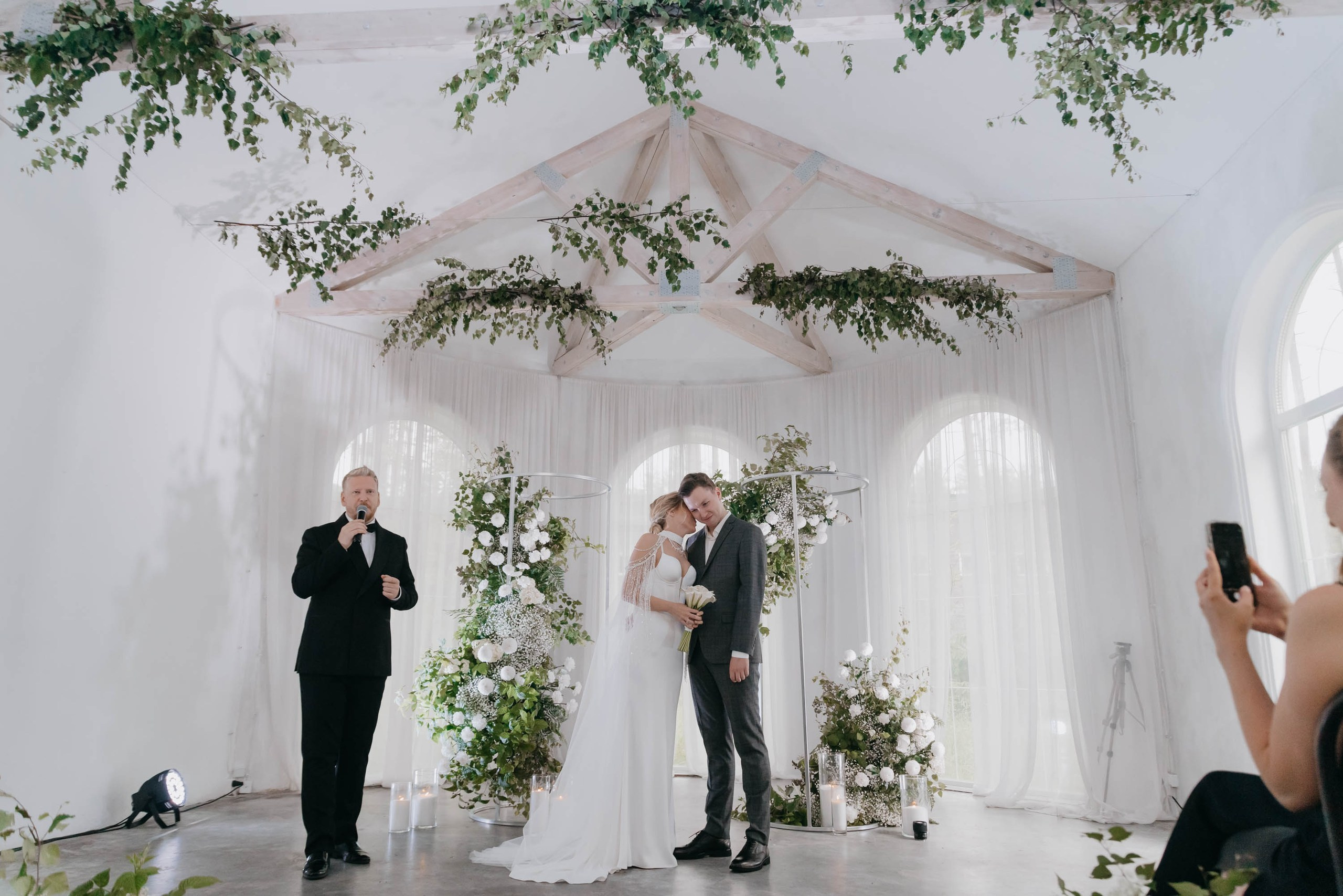 Константин и Наталия «От случайно встречи до большой любви». Свадебный организатор и координатор Карина Стешенко