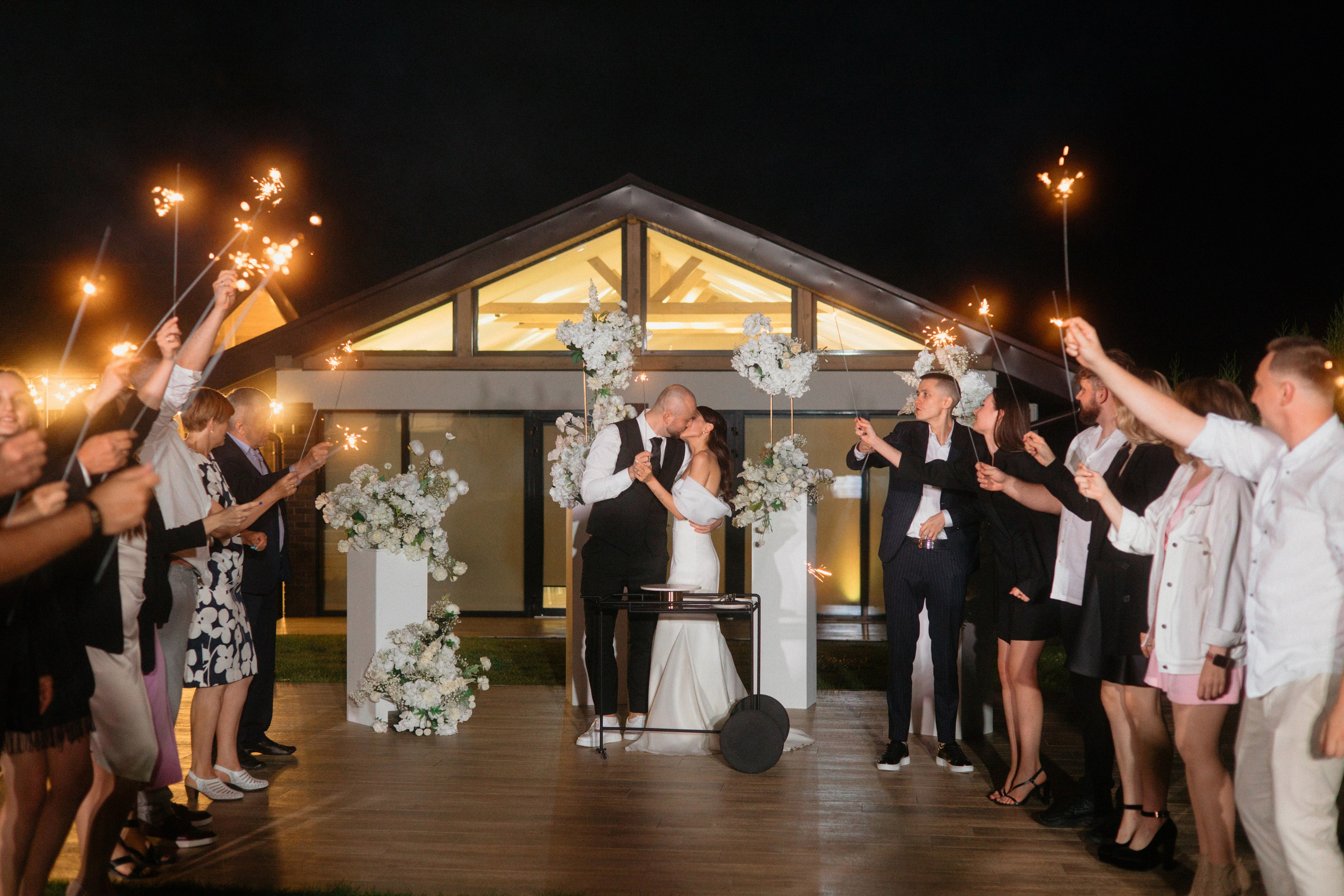 Игорь & Ксюша | GRAND CHALET. Свадебный фотограф в Минске Владислав Бабич