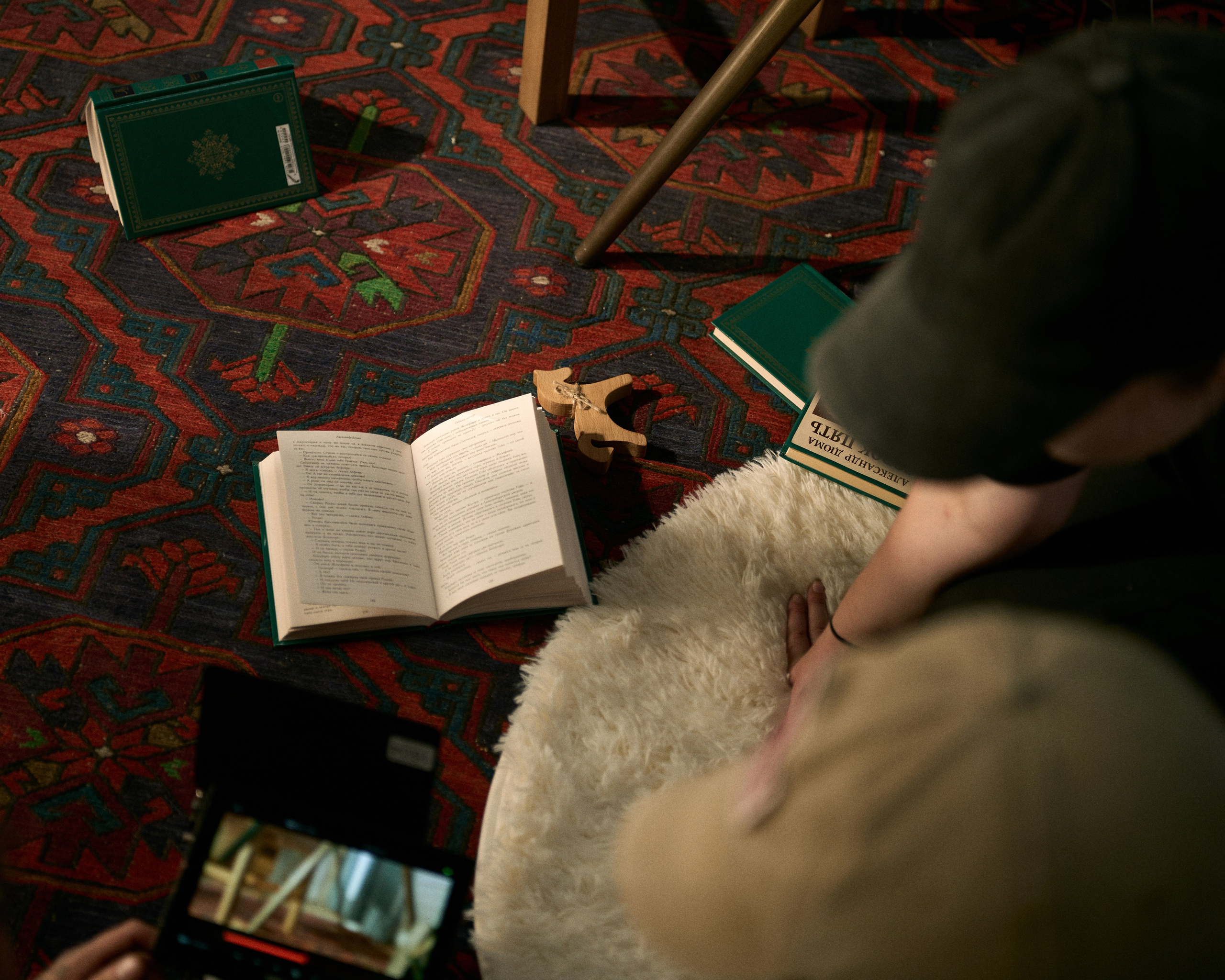 NICE LOFT. ANNA — PHOTOGRAPHER